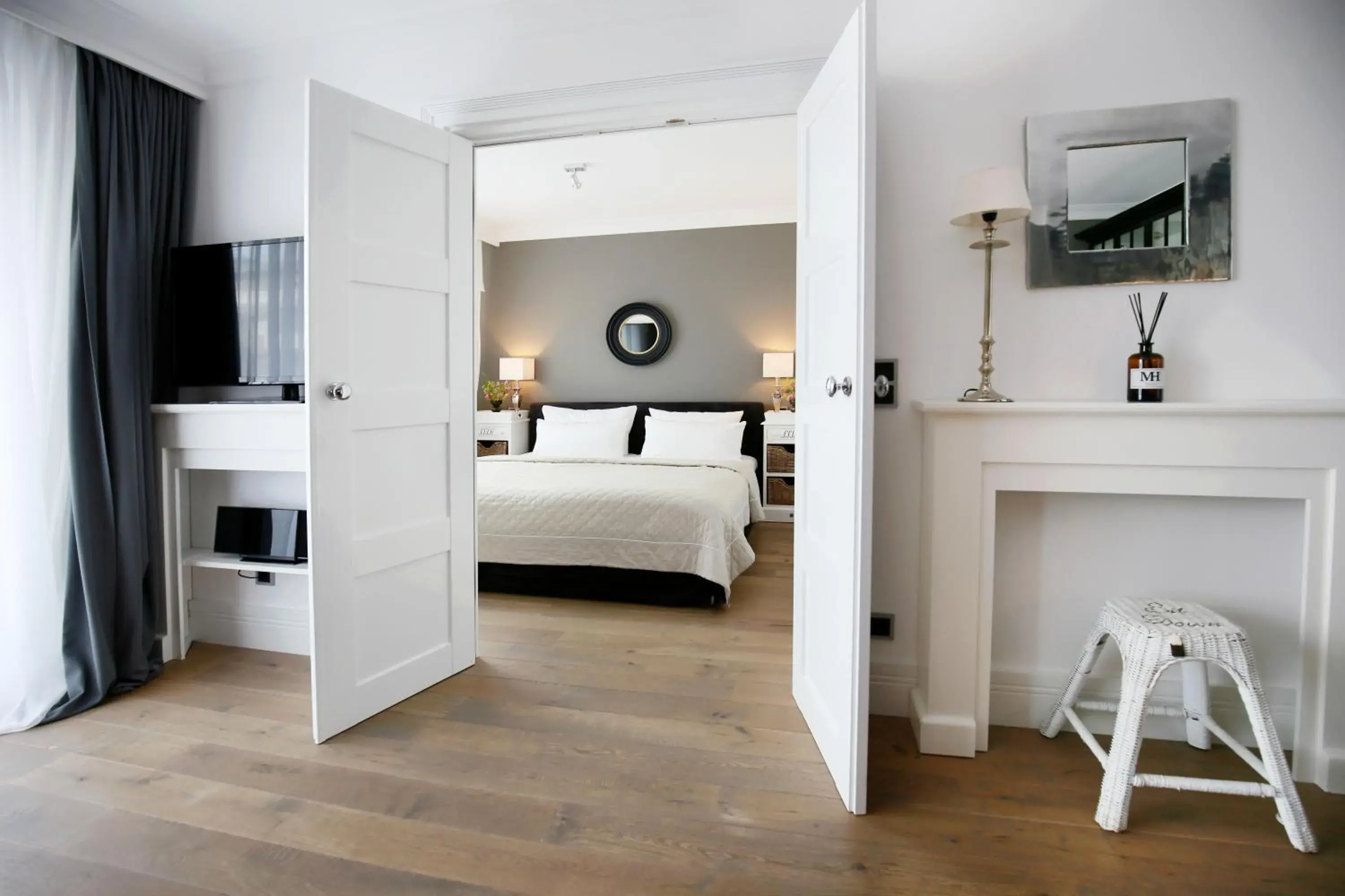 Comfort Studio - single occupancy - Courtyard View - Ground Floor in Das Windhuk Comfort Studio - single occupancy - Courtyard View - Ground Floor in Das Windhuk