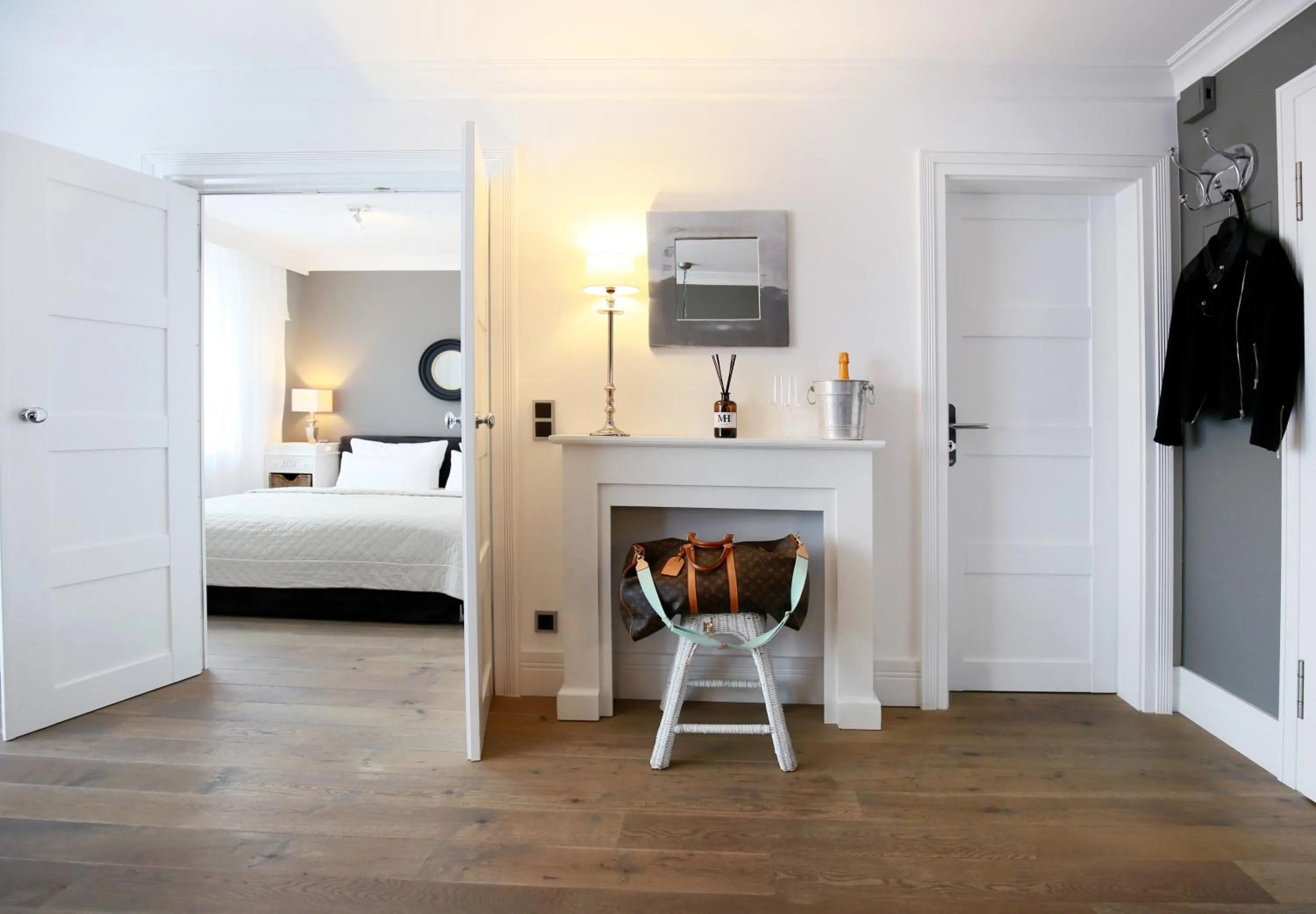 Living room, Bed in Das Windhuk