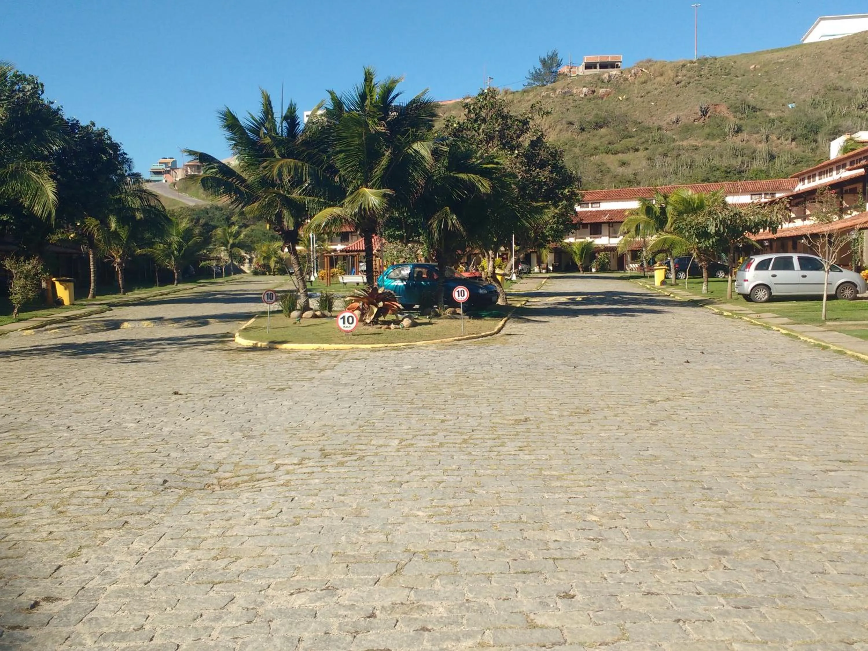 Facade/entrance in Casa 4 quartos Condomínio em Frente a Praia Grande