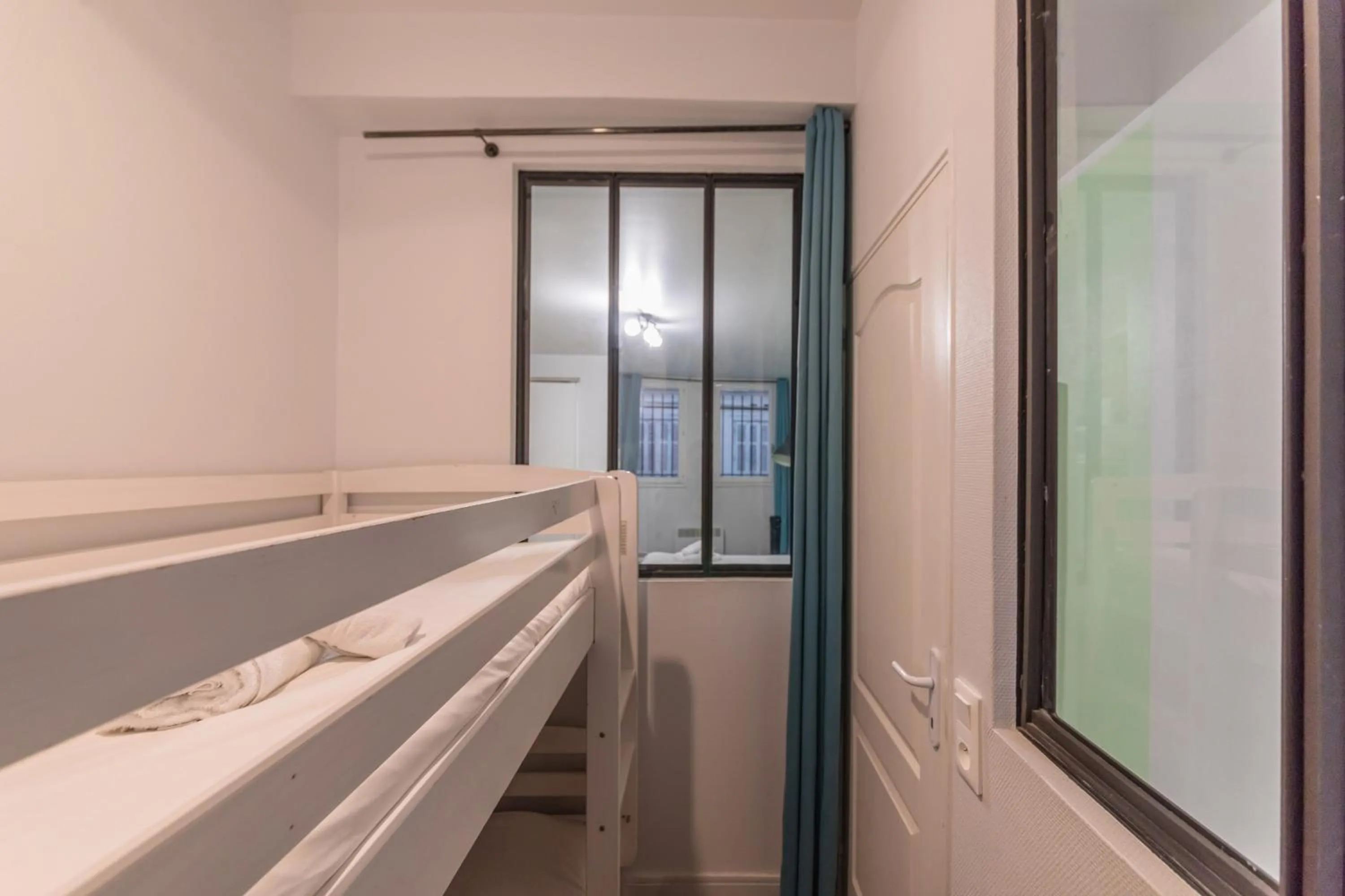 bunk bed in WS Hôtel de Ville - Le Marais