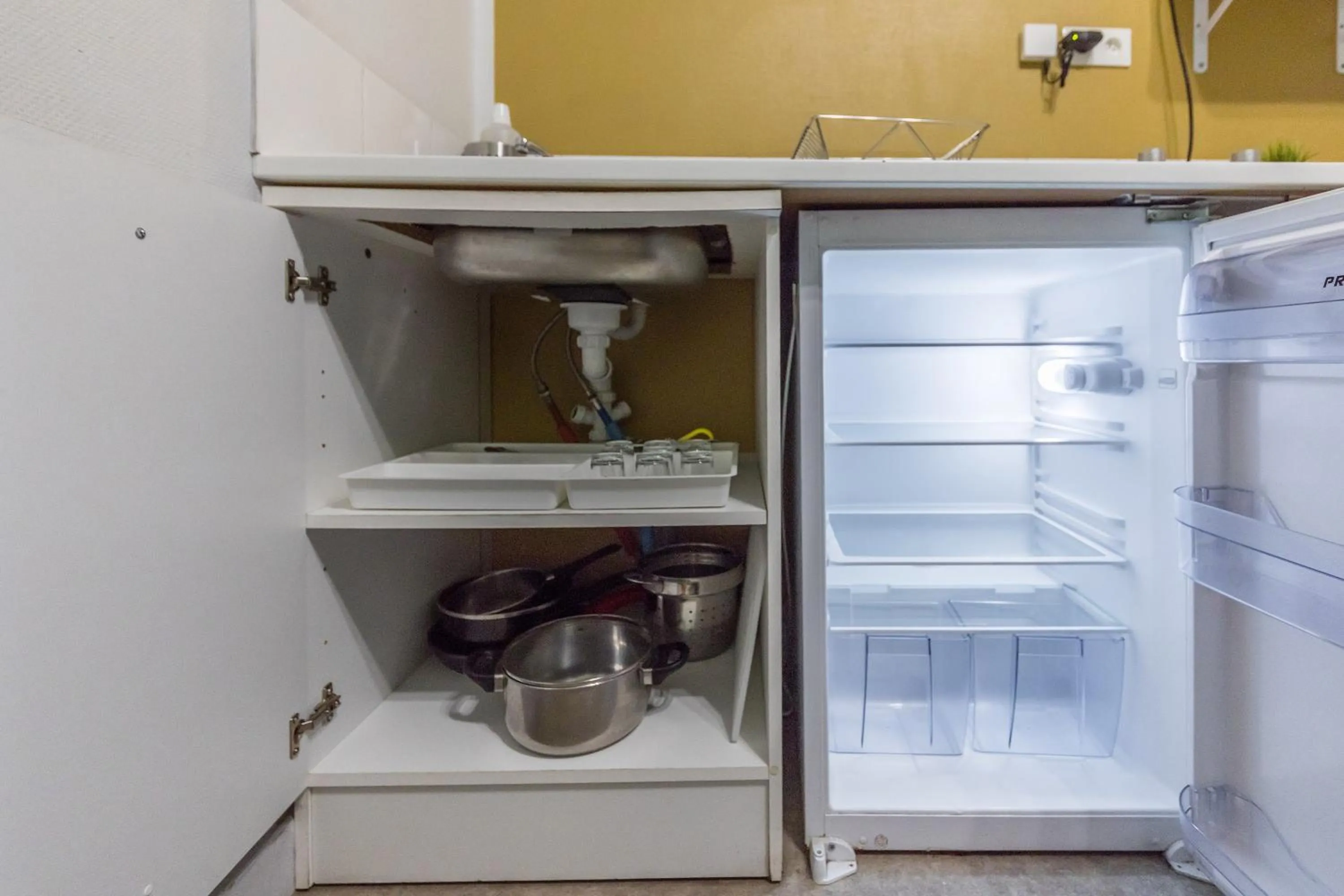 Kitchen or kitchenette in WS Hôtel de Ville - Le Marais