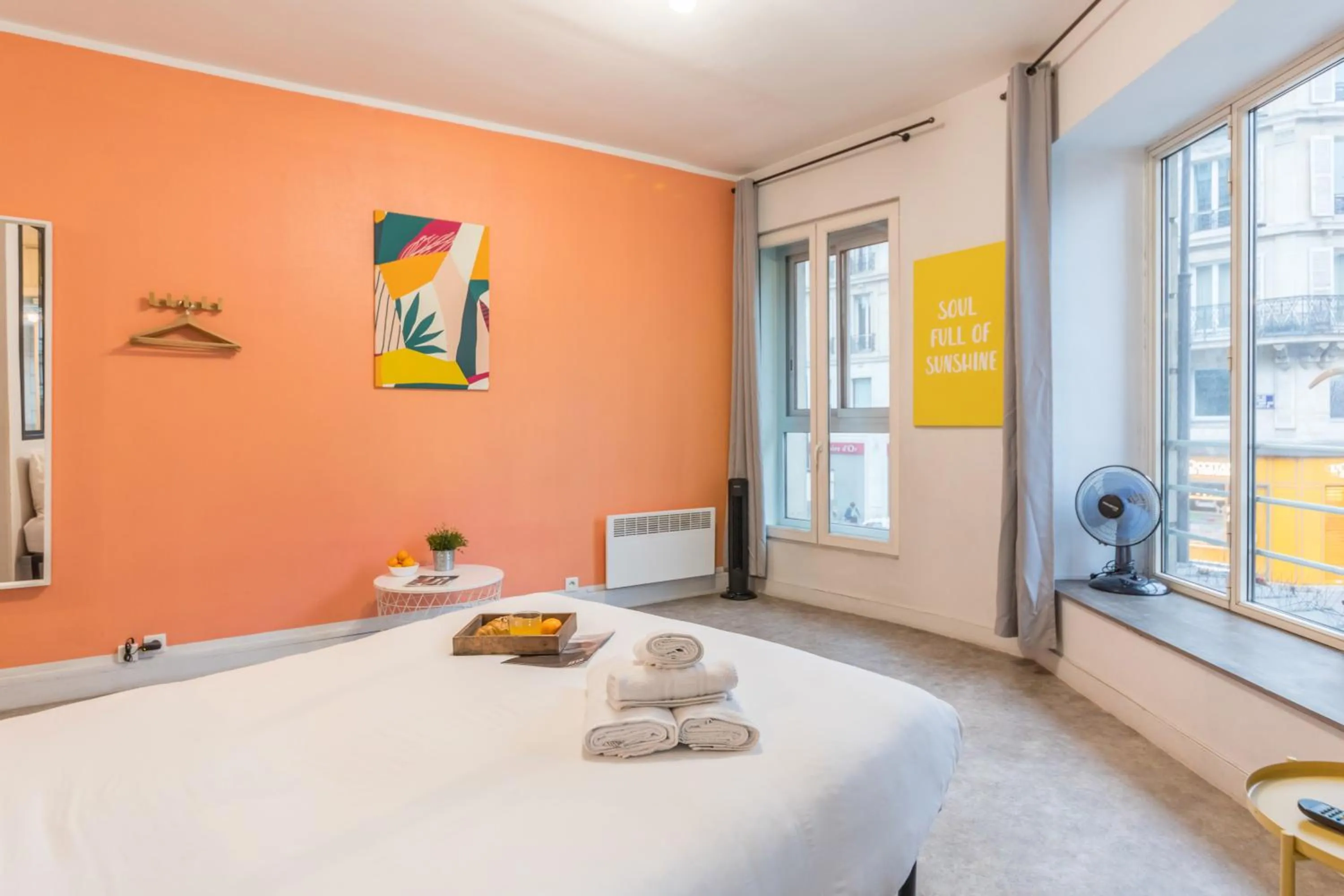 Photo of the whole room, Bed in WS Hôtel de Ville - Le Marais