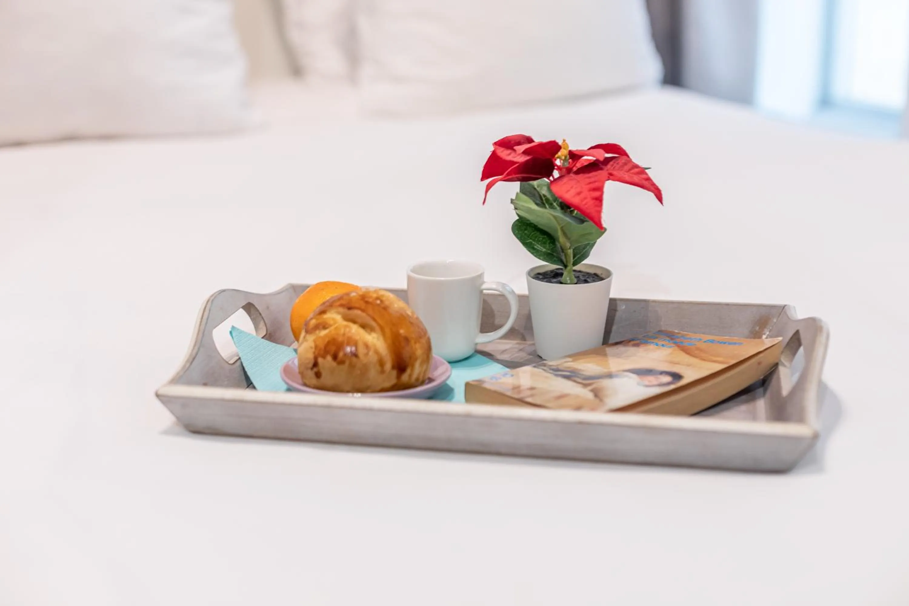 Breakfast, Bed in WS Hôtel de Ville - Le Marais