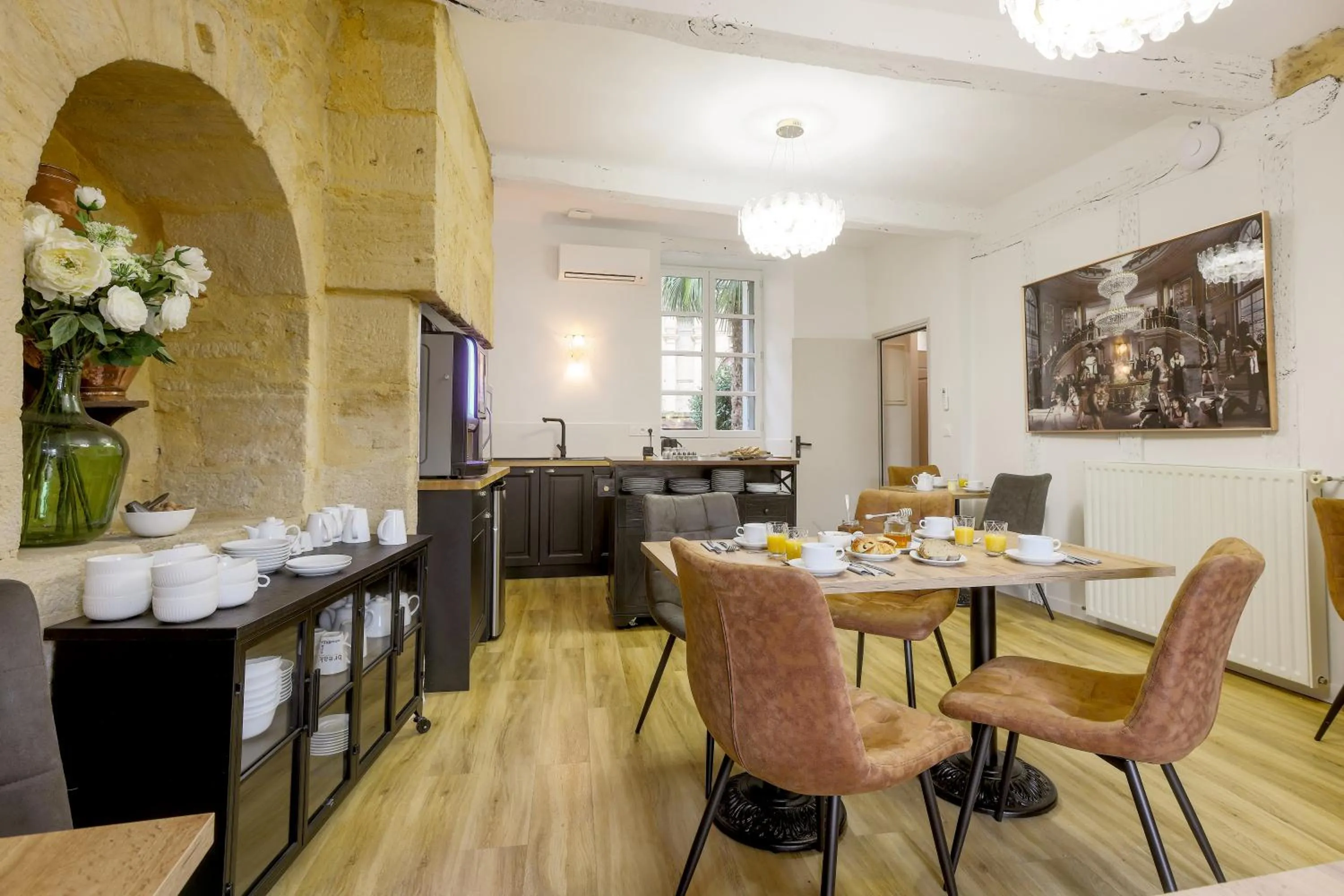 Restaurant/places to eat in La Villa des Consuls - Gîte de tourisme de charme