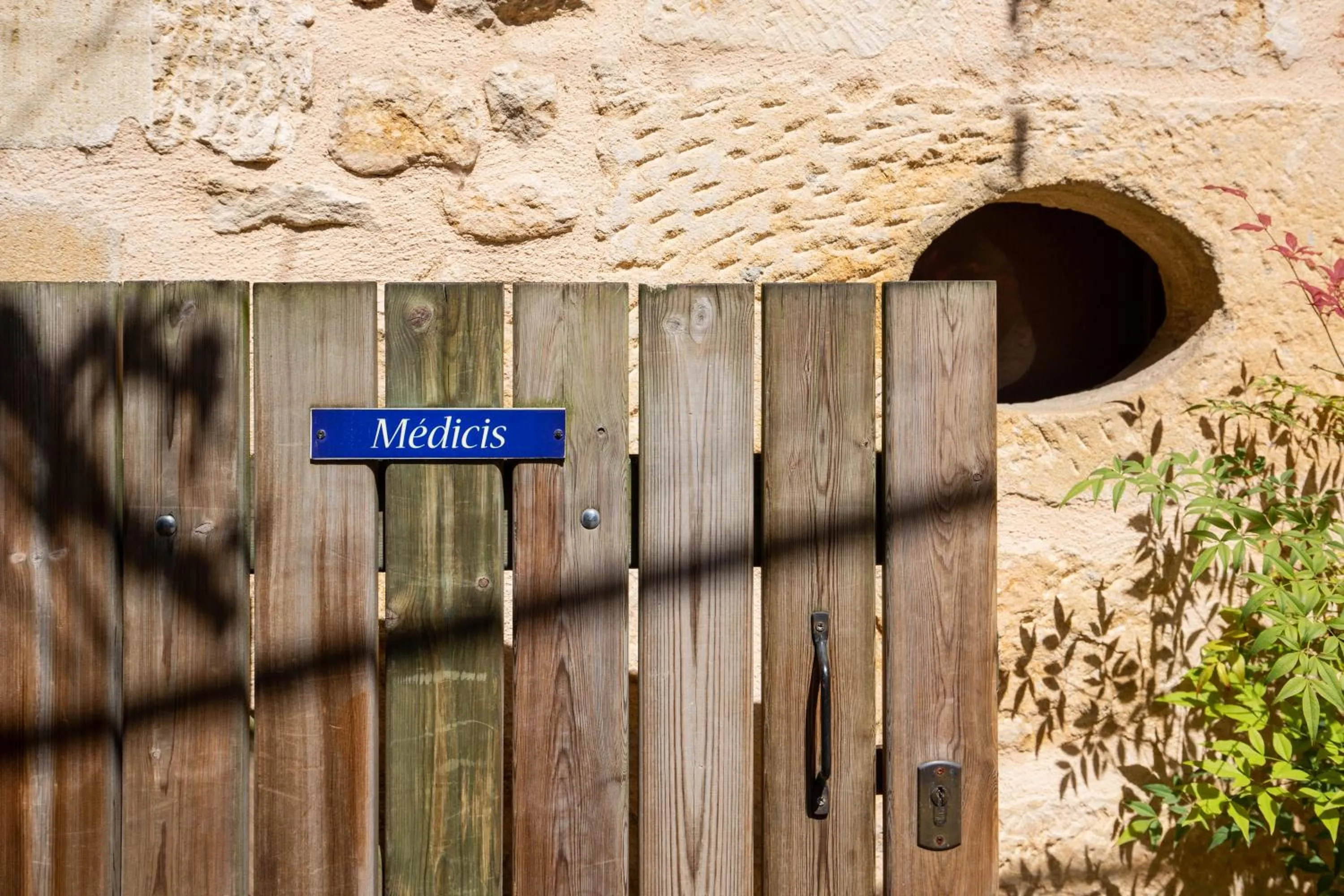 Garden in La Villa des Consuls - Gîte de tourisme de charme