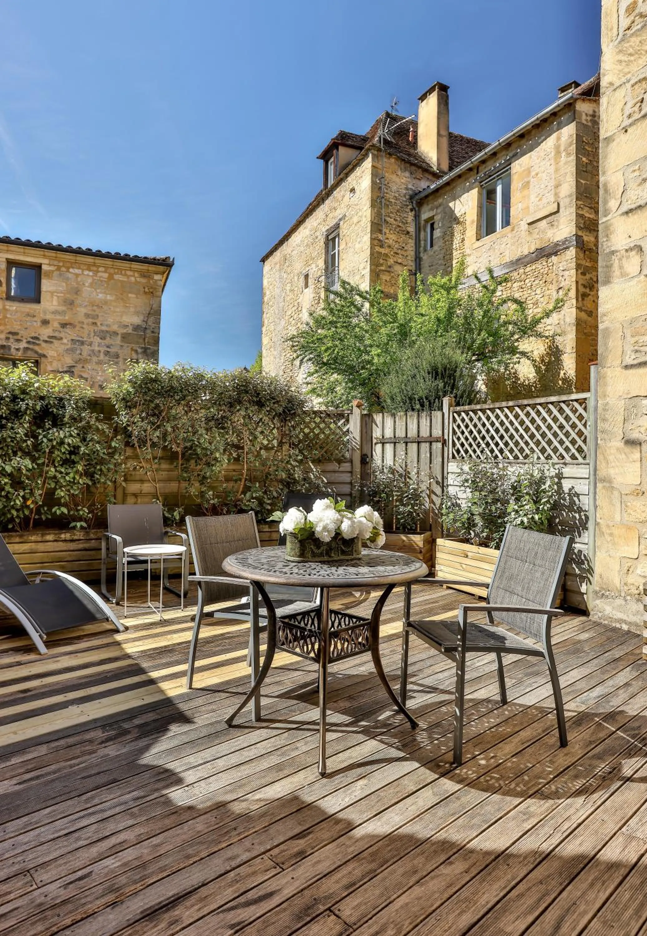 Patio in La Villa des Consuls - Gîte de tourisme de charme