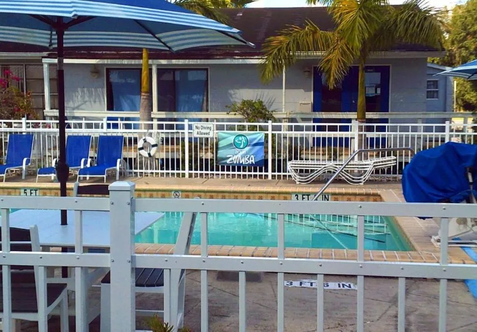 Swimming pool in The Rivers Edge Motel