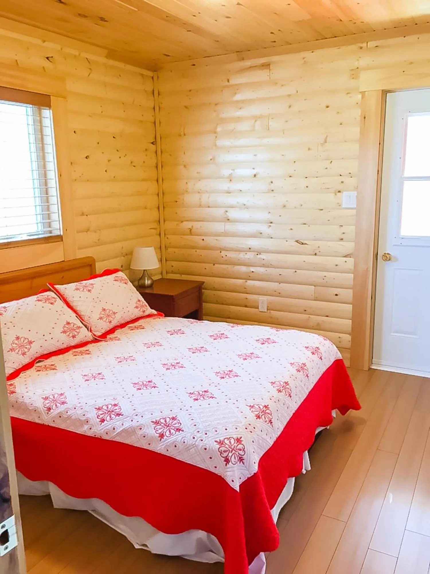 Bed in Hillside Cottages