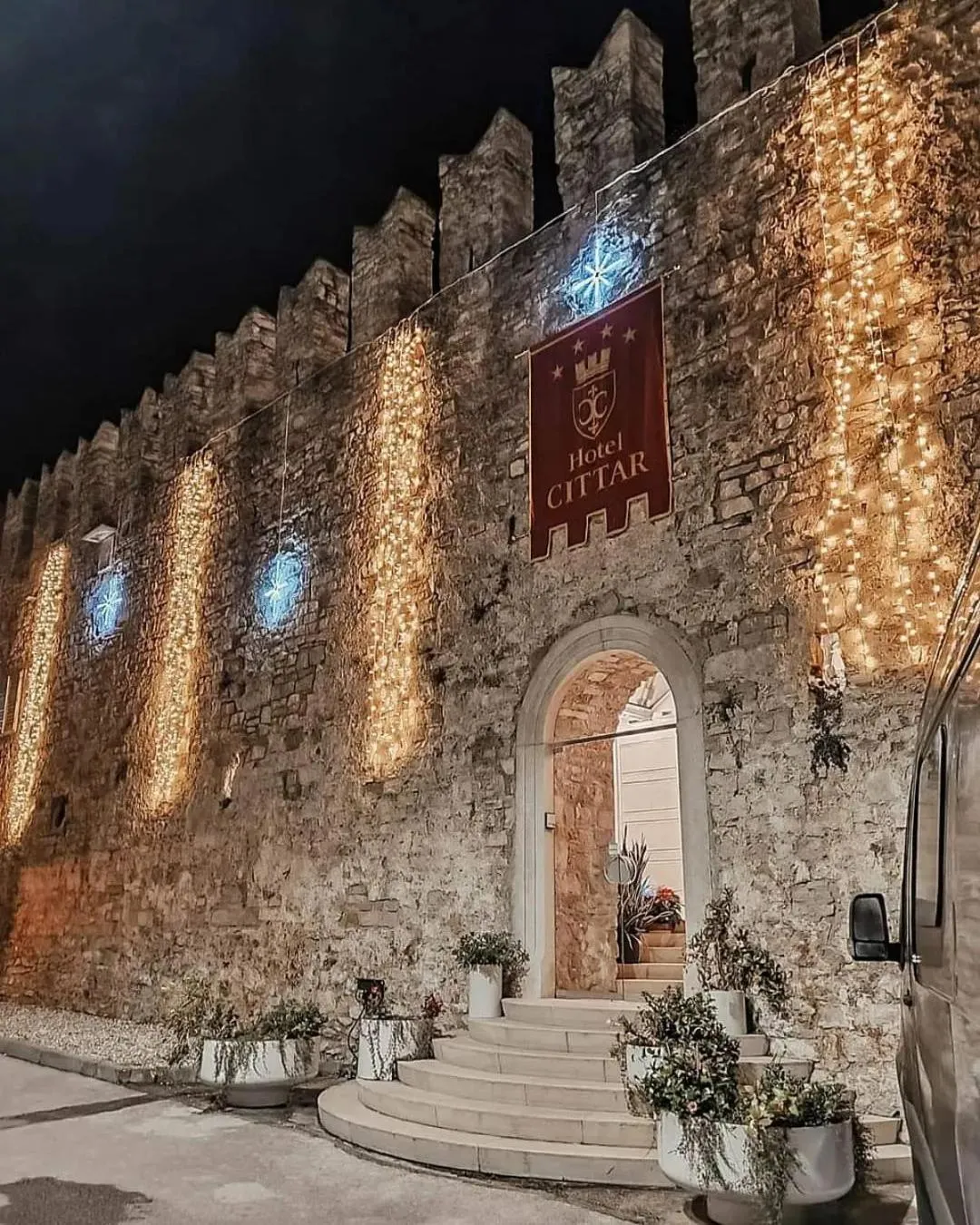 Property building in Hotel Cittar