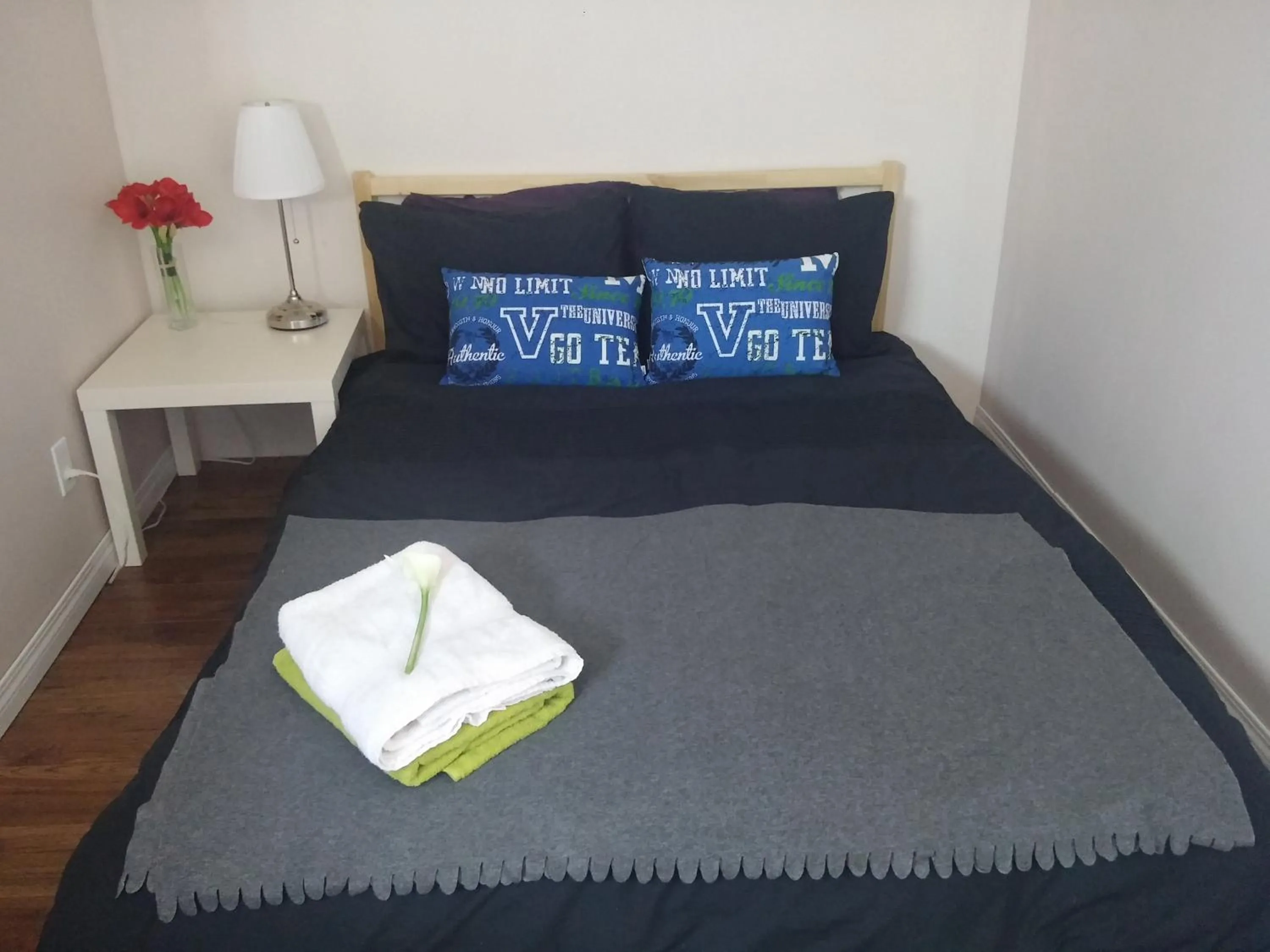 bunk bed, Bed in Winnipeg Homestay