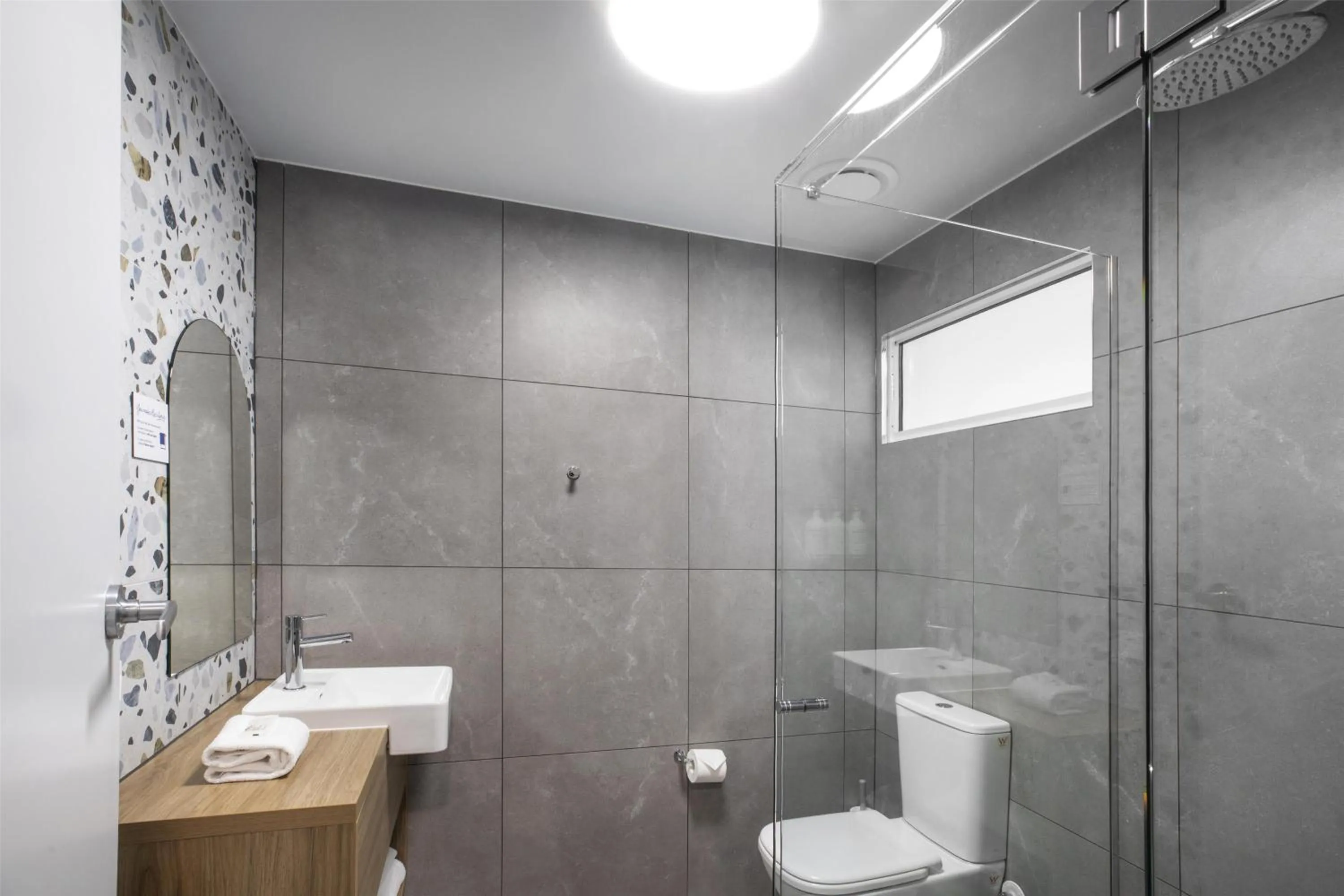 Toilet in Nightcap at Queens Beach Hotel