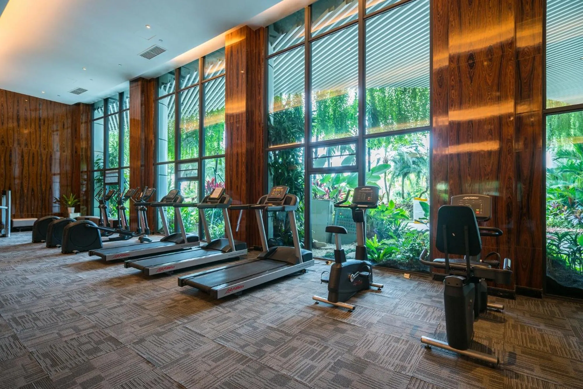 Fitness centre/facilities in Forest City Marina Hotel