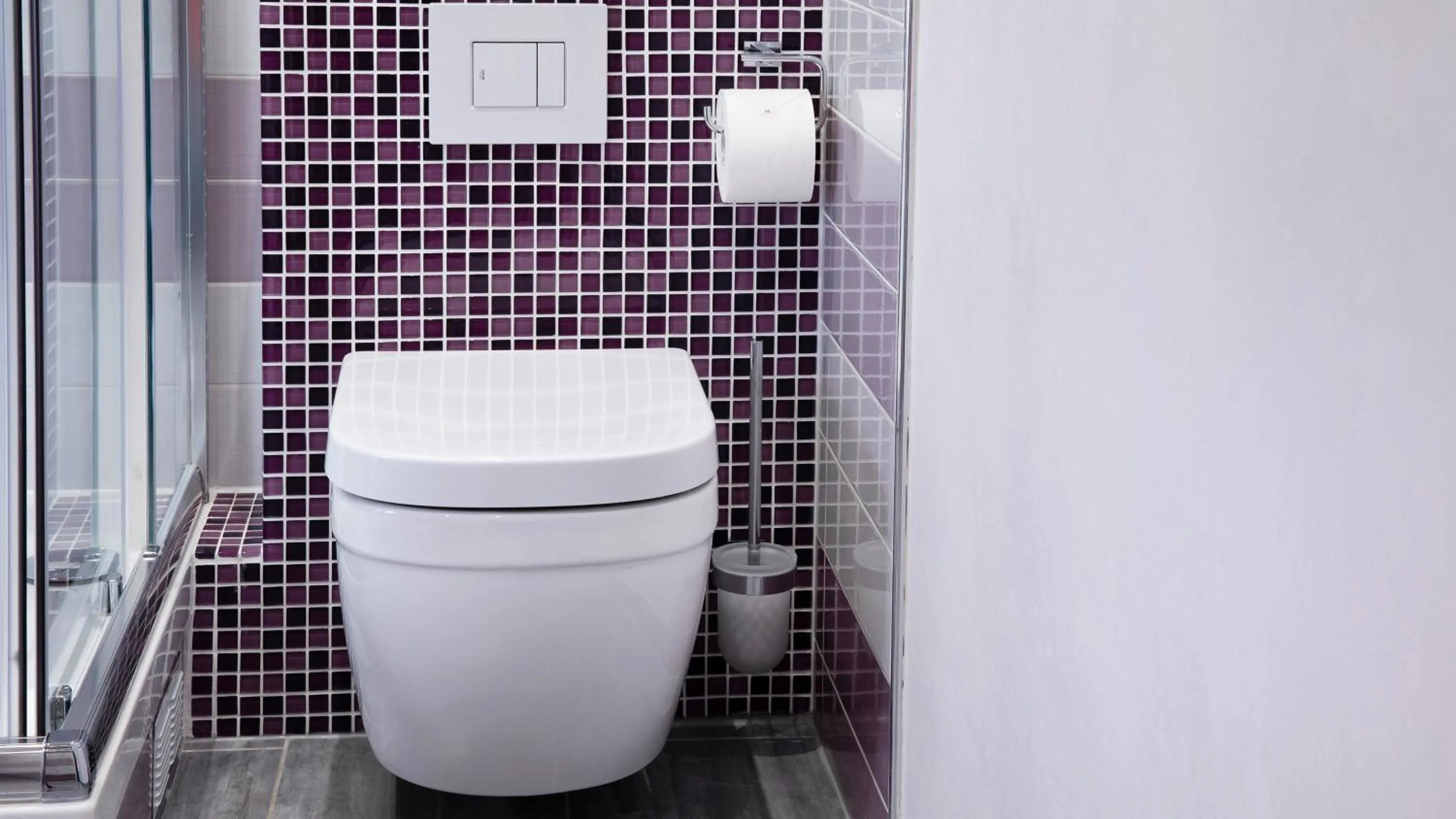 Bathroom in Hôtel du Plat d'Etain
