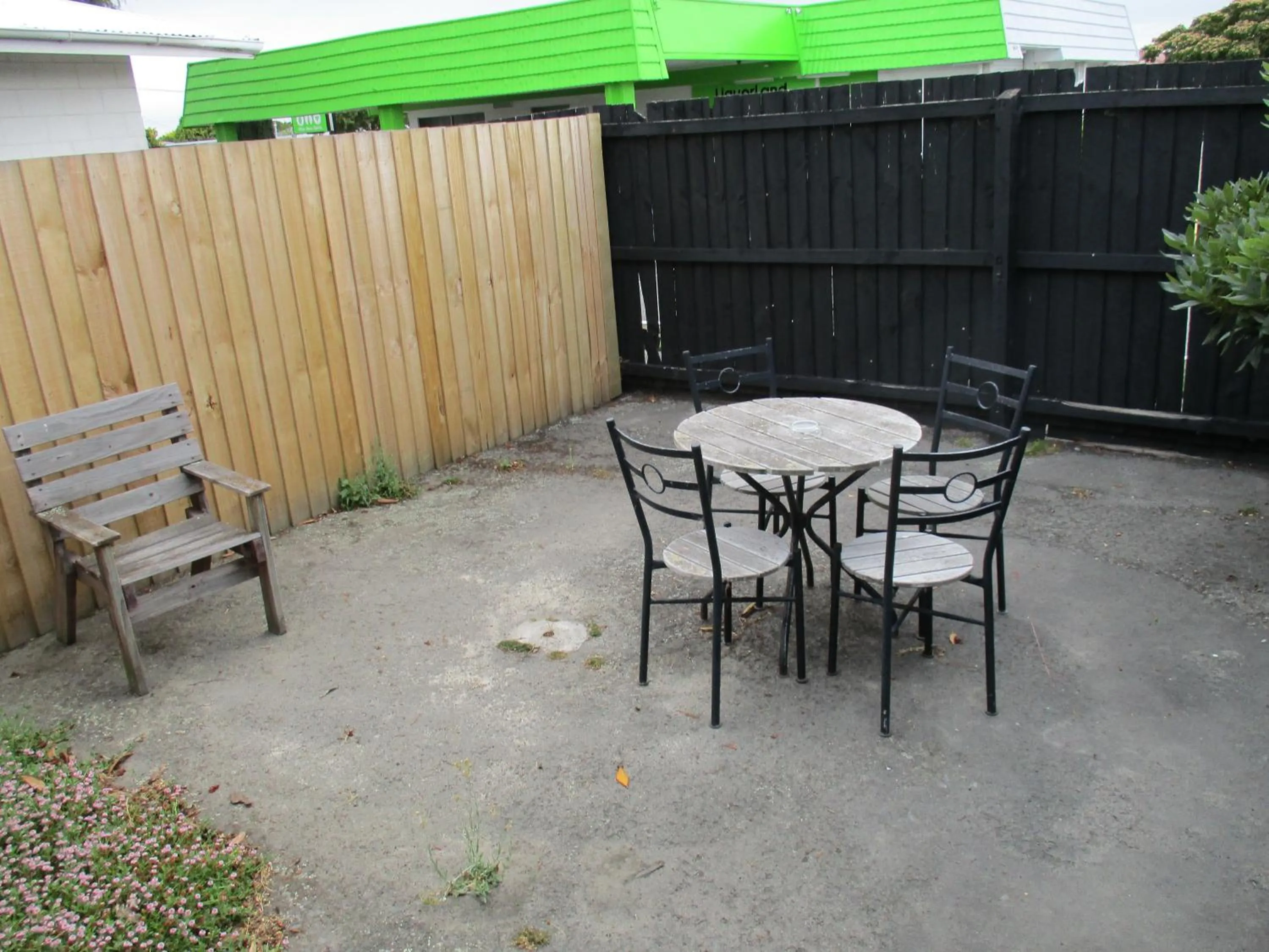 Balcony/Terrace in The Redwood Hotel