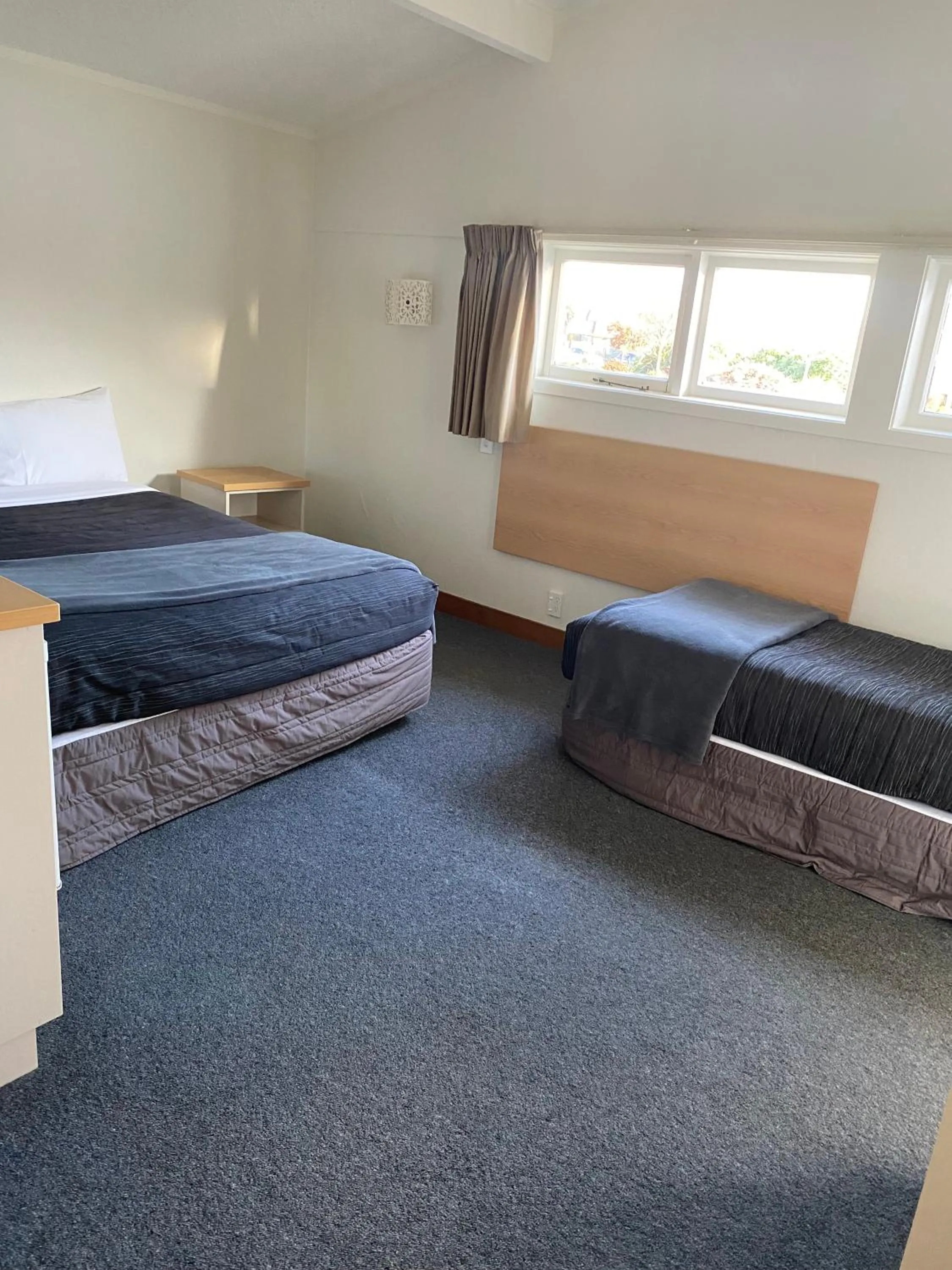 Bed in The Redwood Hotel