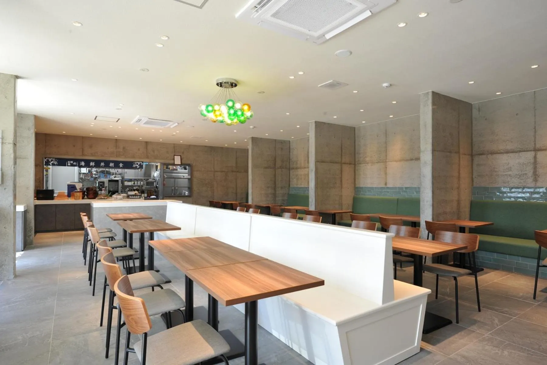 Restaurant/places to eat in The BREAKFAST HOTEL PORTO Ishigakijima