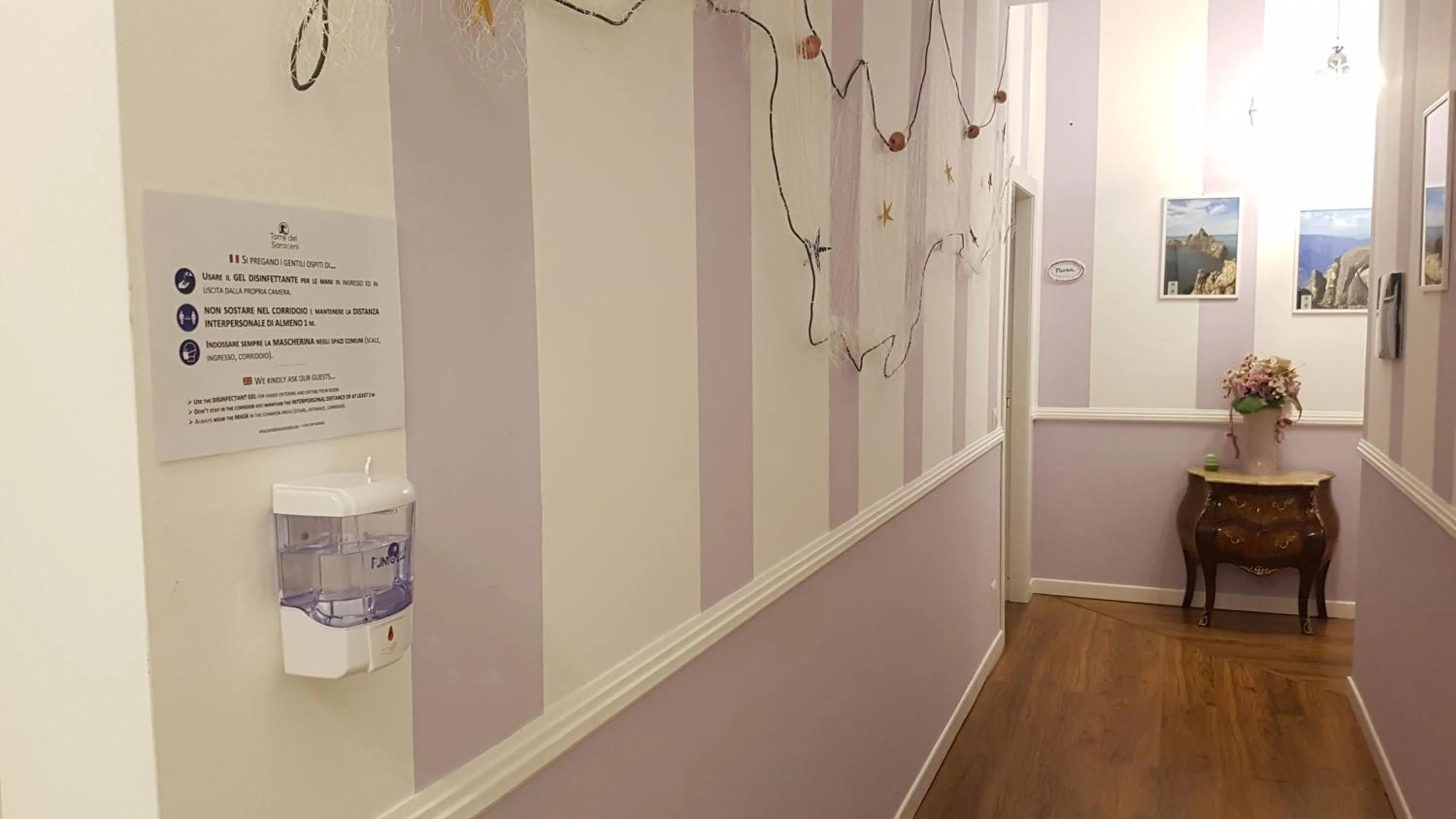 Decorative detail in B&B TORRE DEI SARACENI