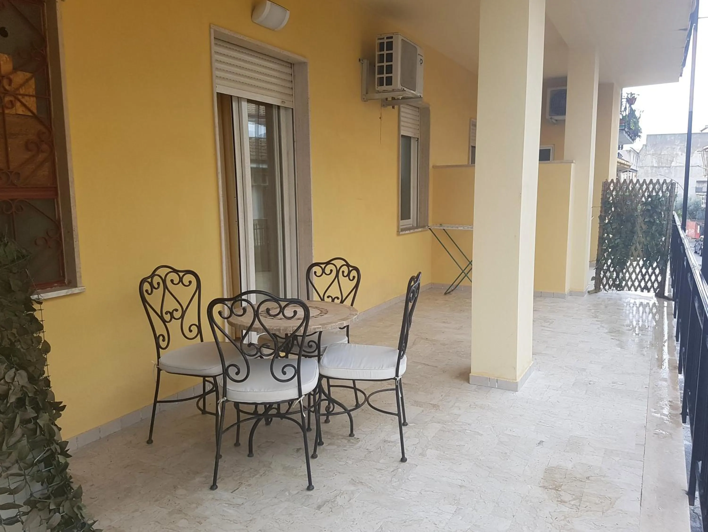 Balcony/Terrace in B&B TORRE DEI SARACENI