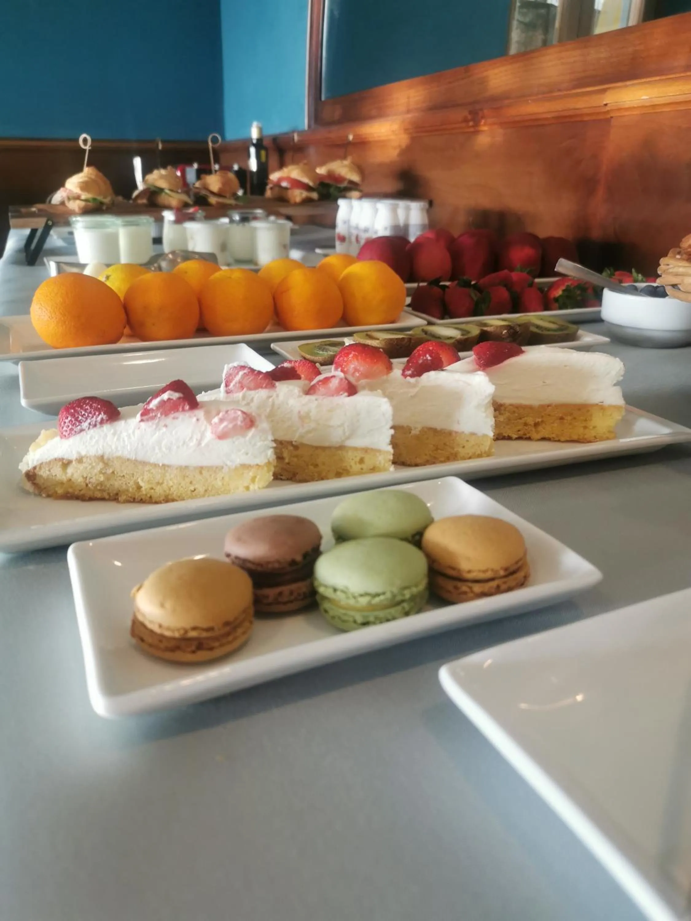 Buffet breakfast in Albium Hotel