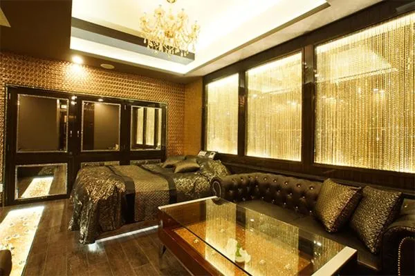 H-SEVEN TOYAMA (Adult Only)