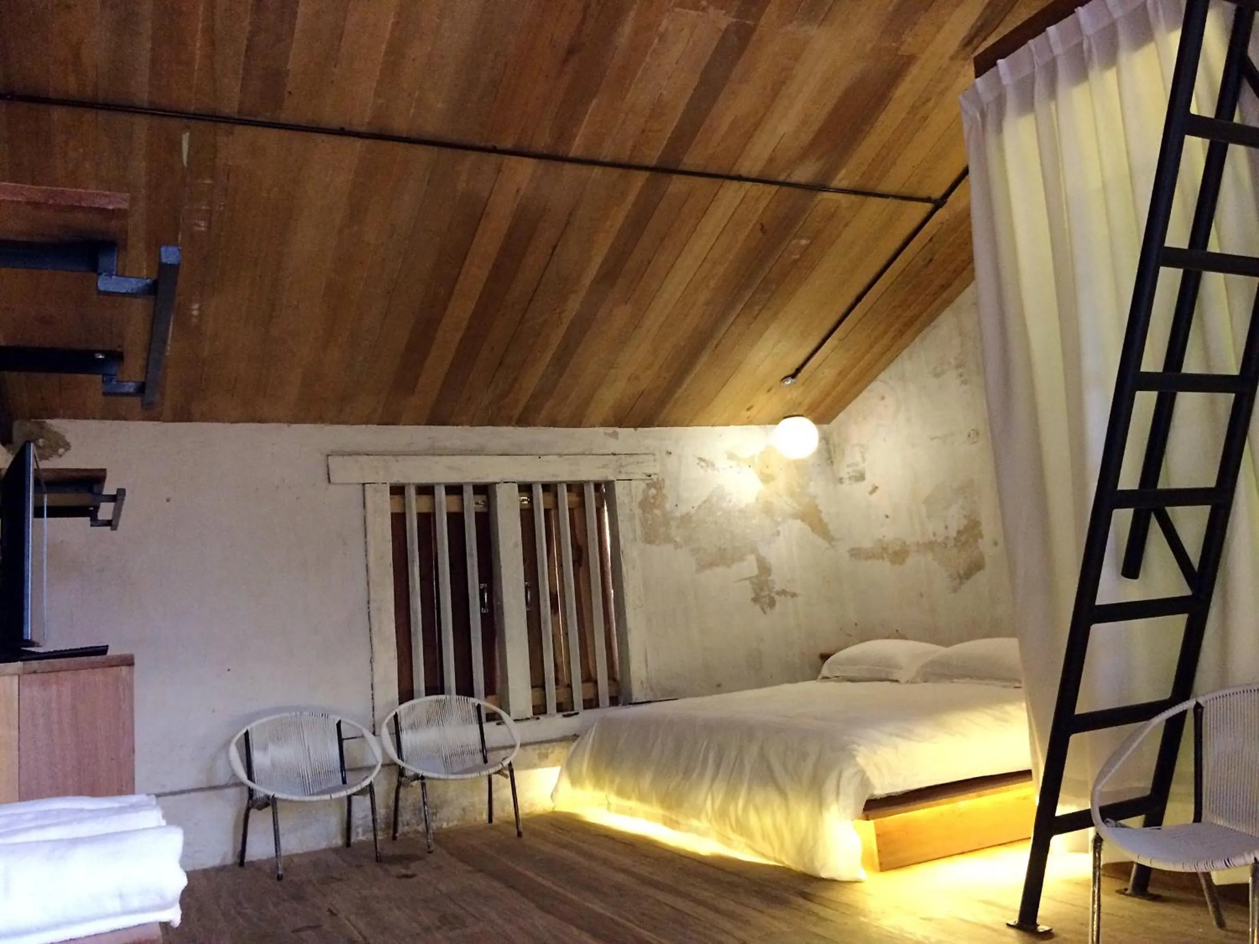 Living room, Bed in Rimba Hang Kasturi Villa