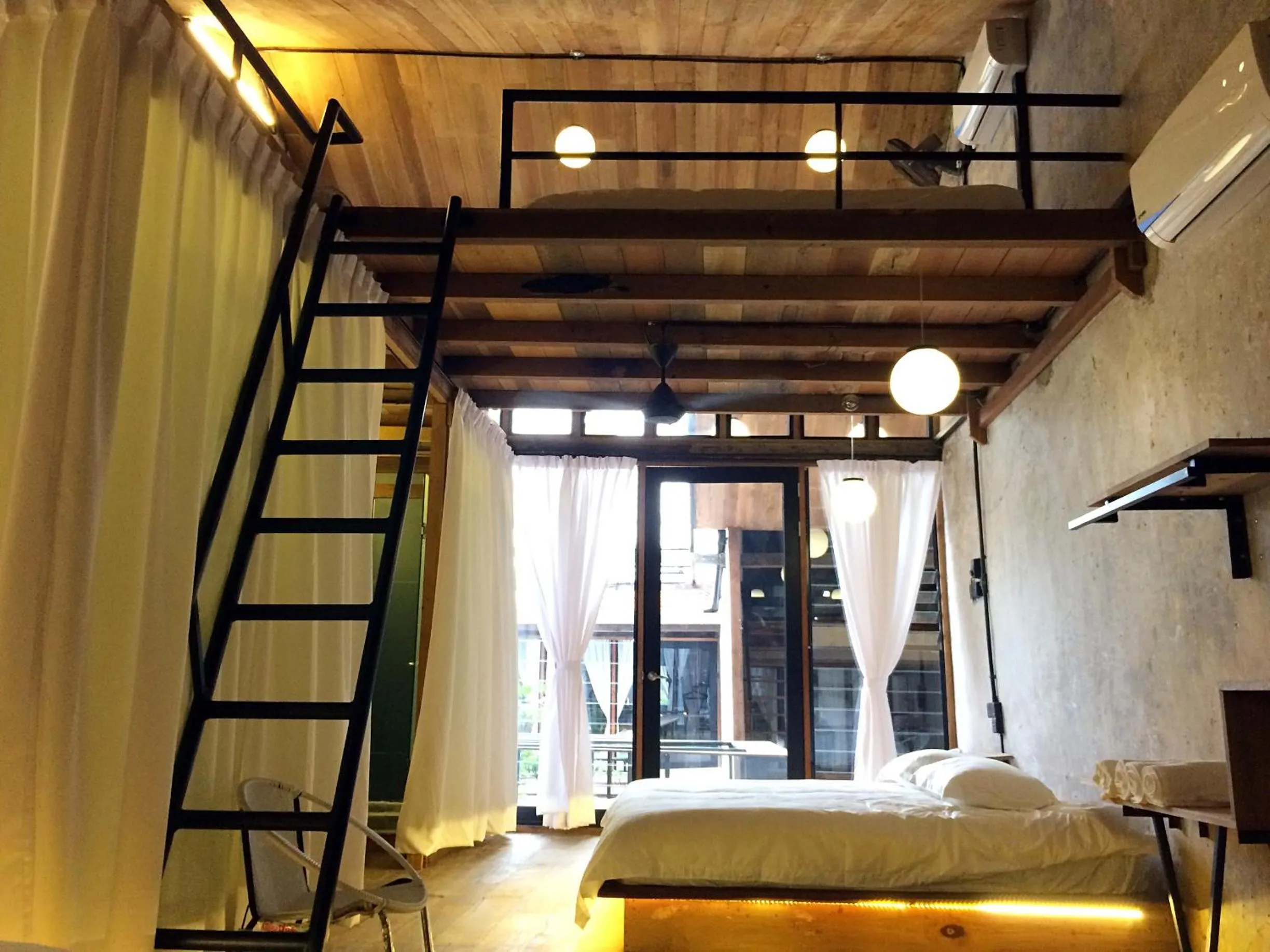 Bed in Rimba Hang Kasturi Villa