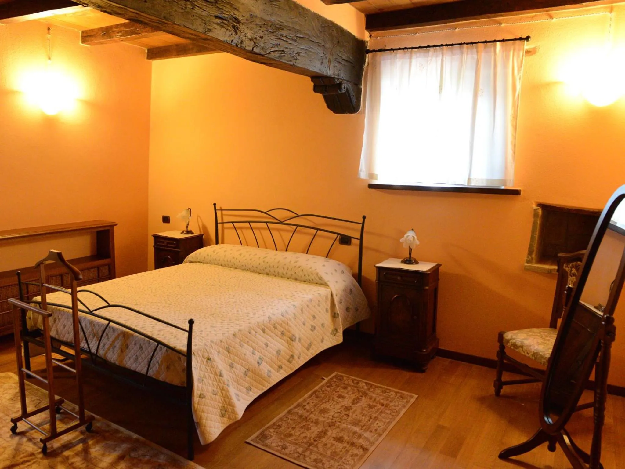 Double or Twin Room with Private Bathroom - single occupancy in Torretta di Bassano