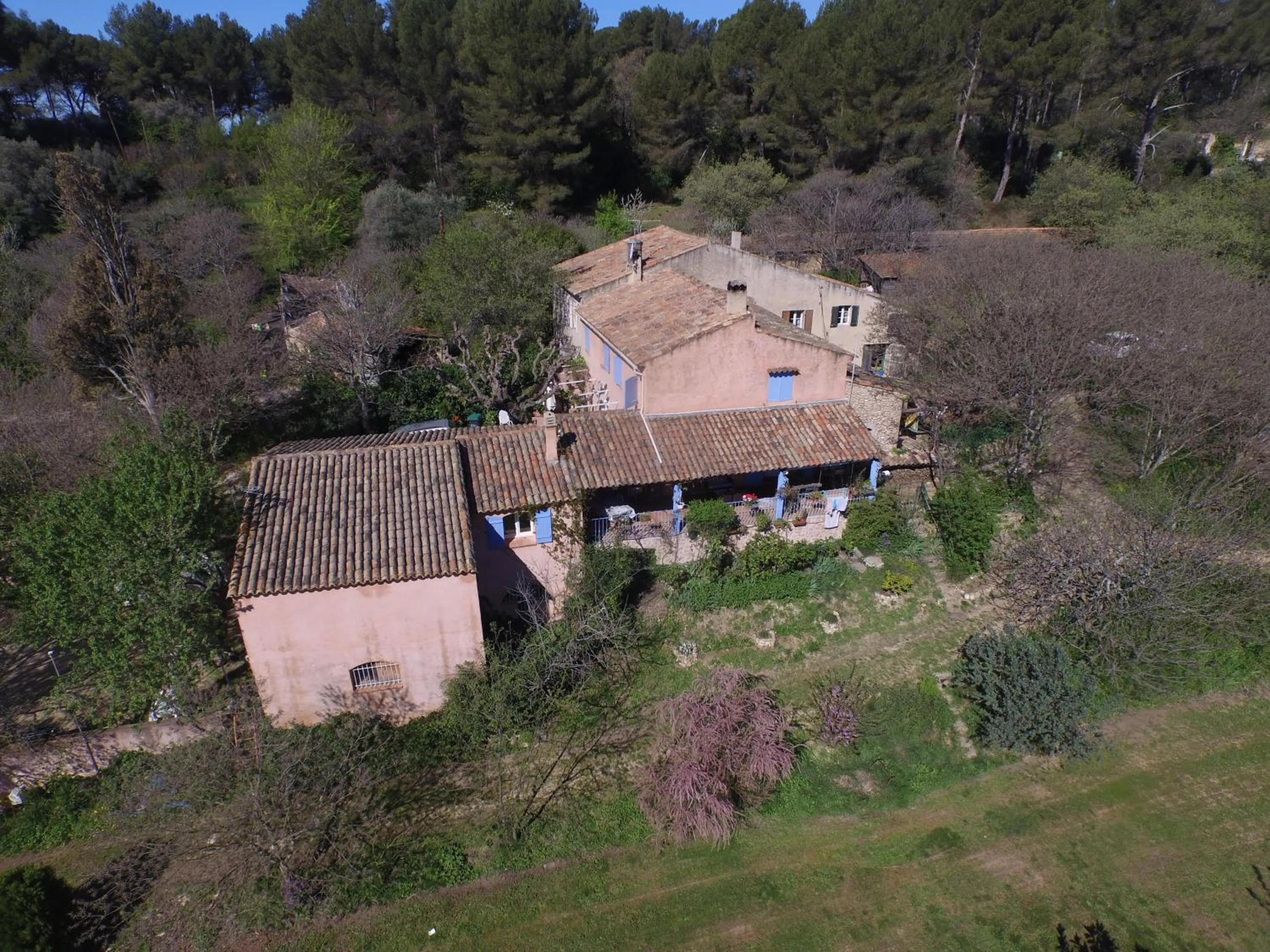 Natural landscape in le Mas du Pin Vert