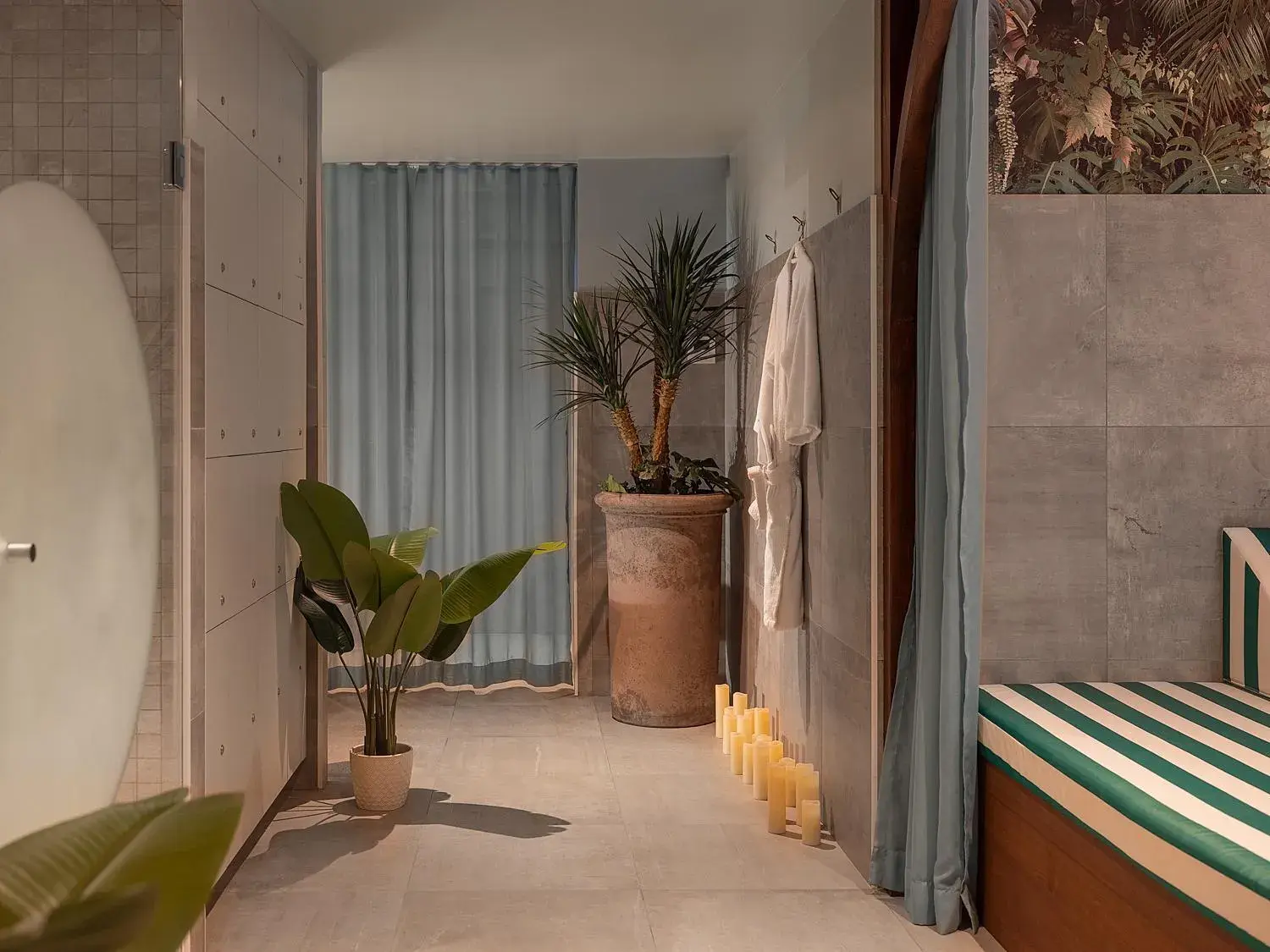 Massage, Bed in Bob Hotel Massage, Bed in Bob Hotel