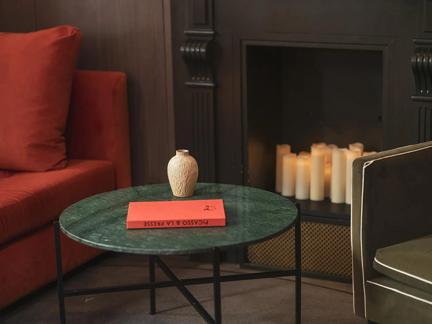 Seating area in Bob Hotel