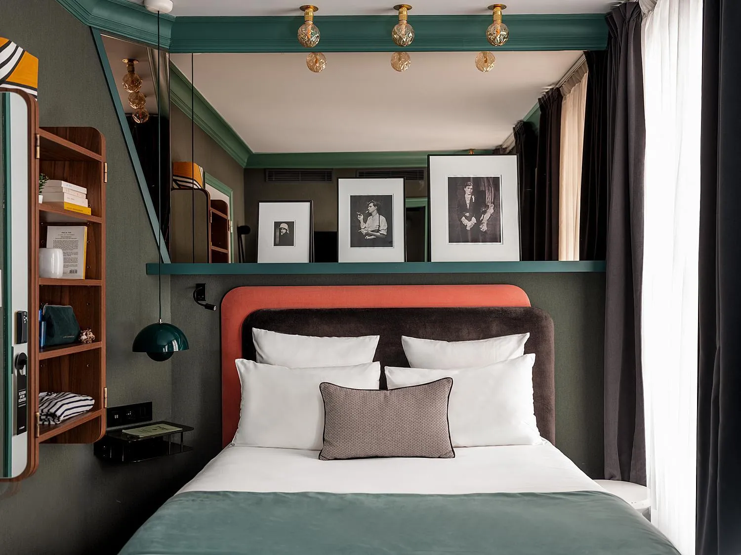 Bedroom, Bed in Bob Hotel