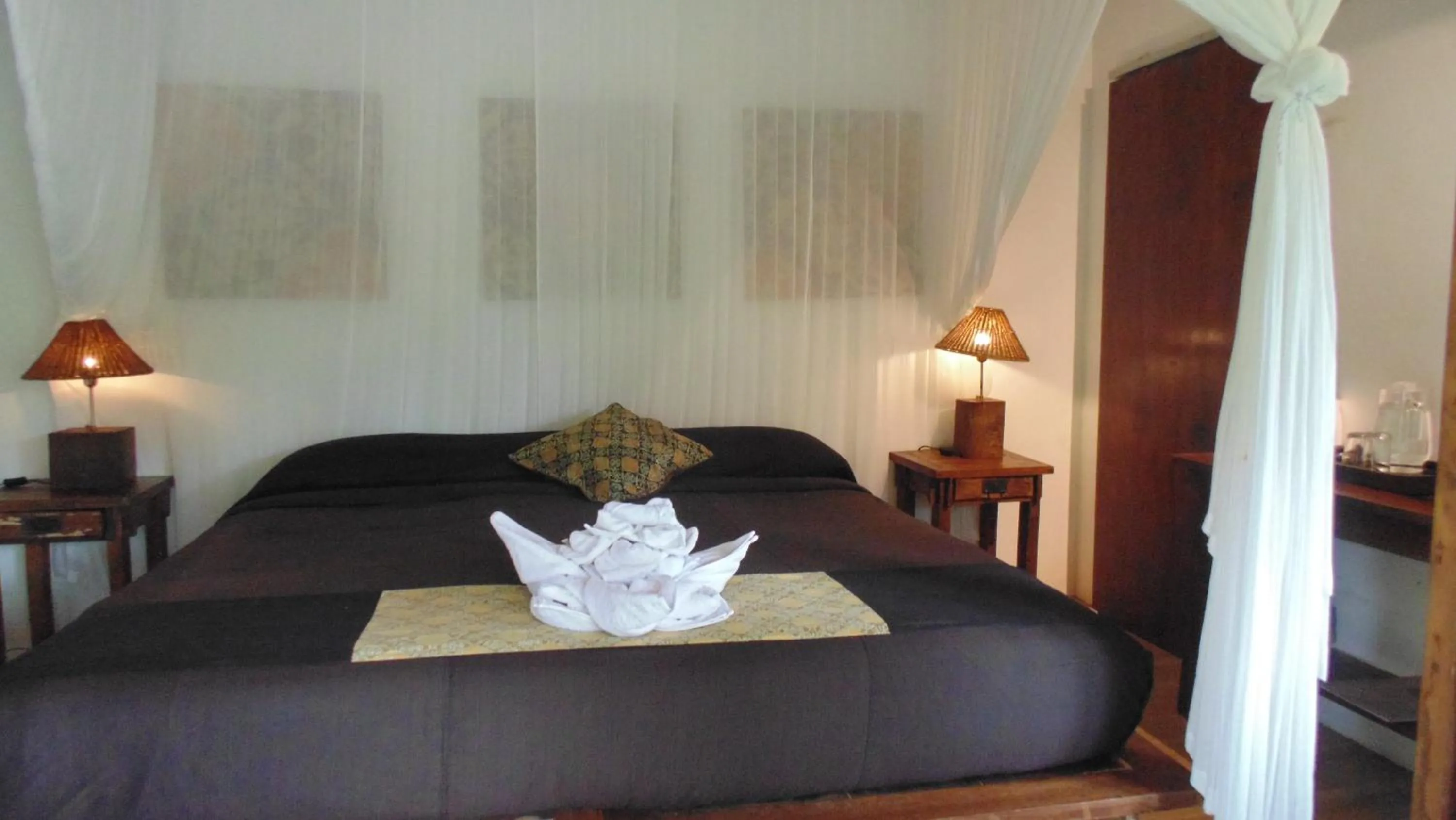 Bed in Bali Mountain Retreat