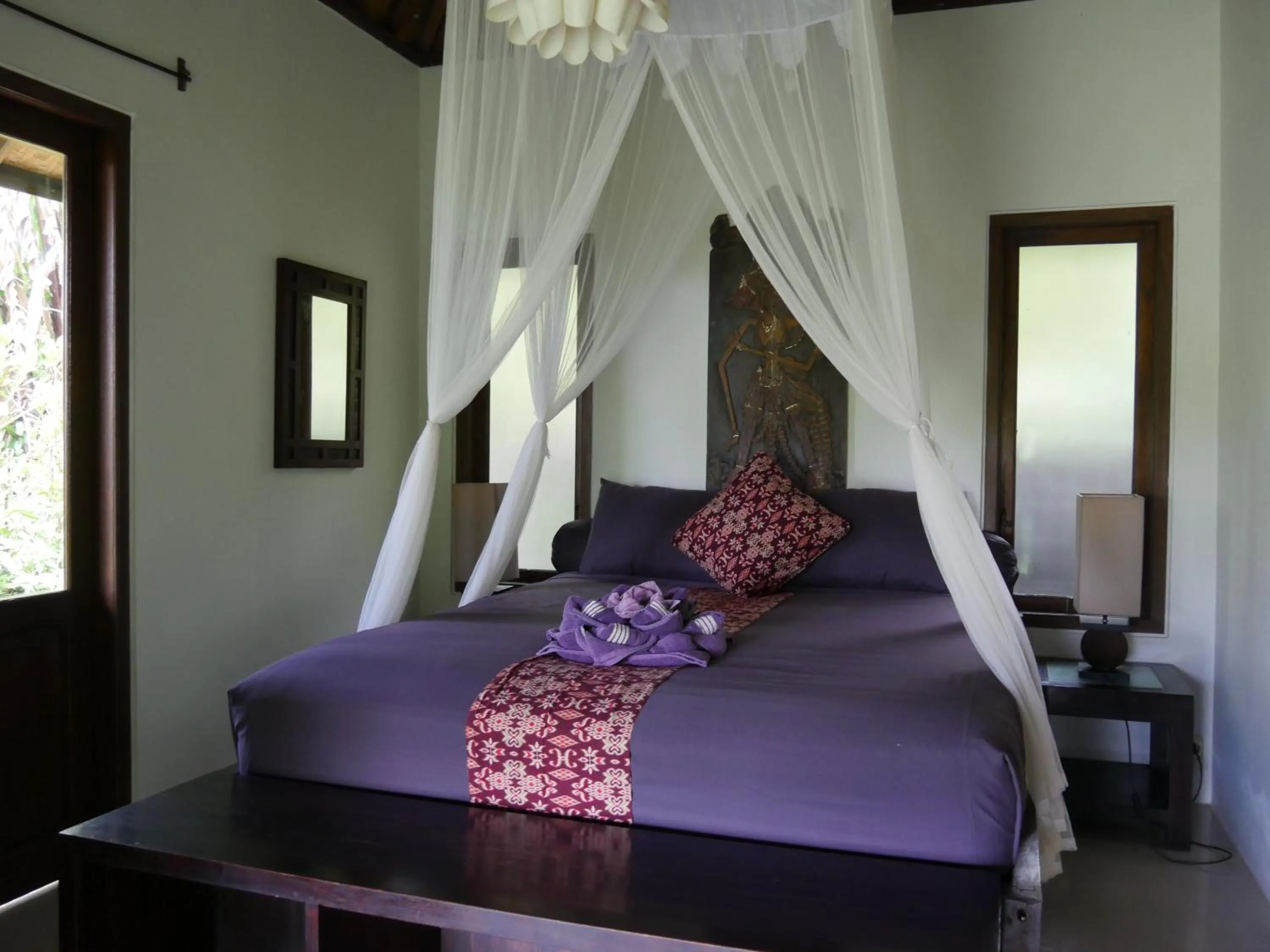 Bed in Bali Mountain Retreat