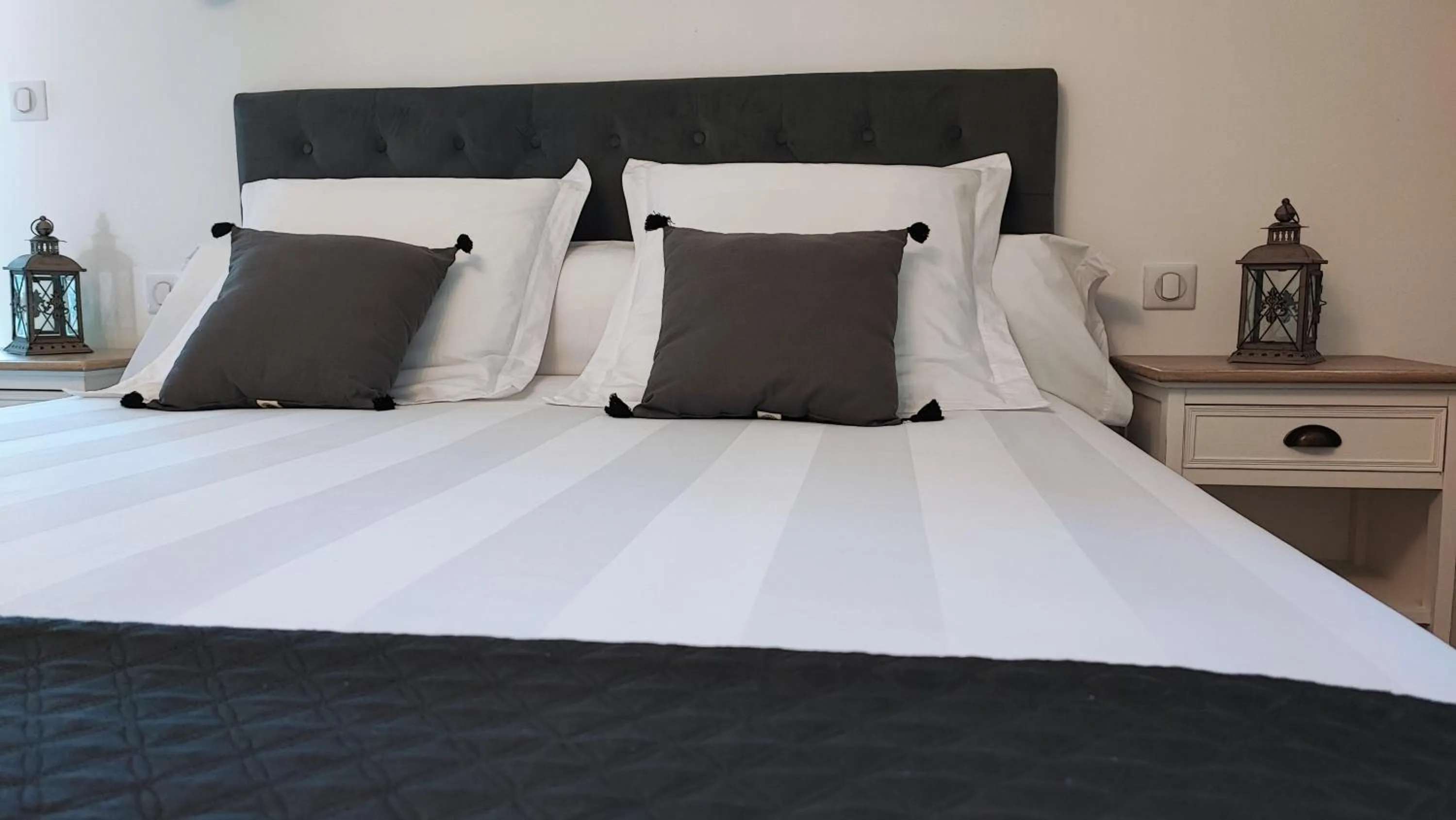 Bed in Au Clos Des Templiers