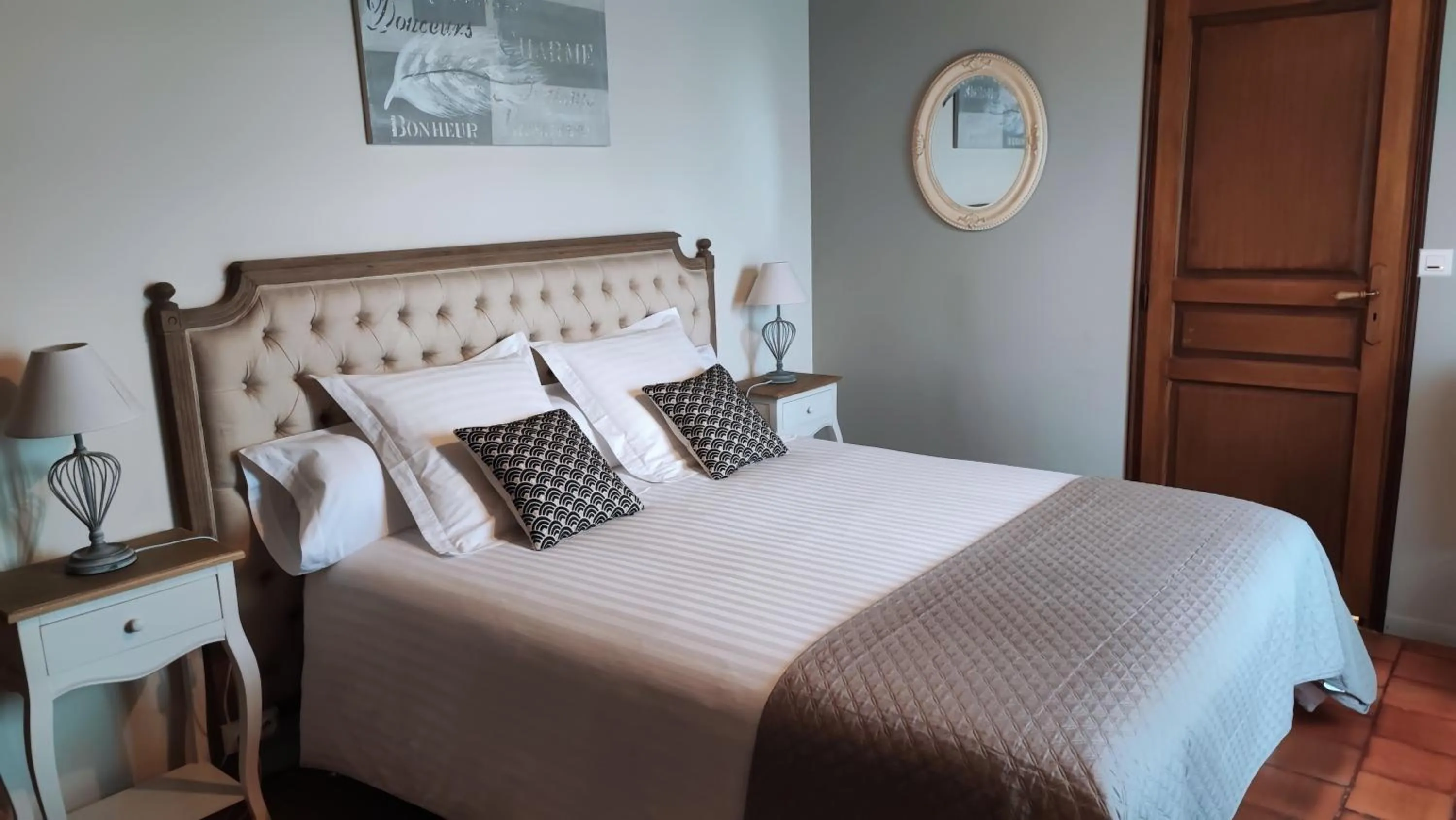 Bed in Au Clos Des Templiers