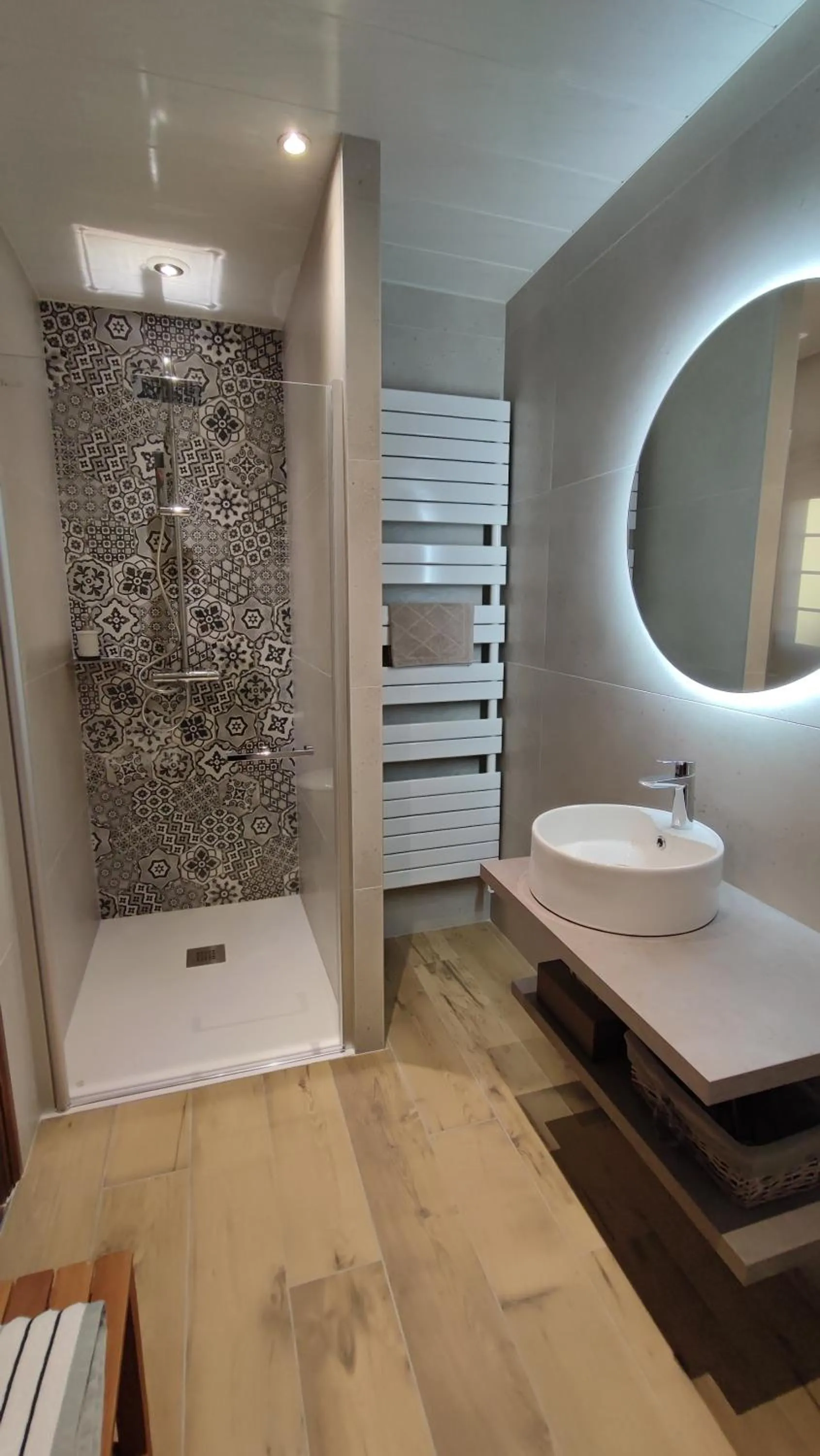 Shower in Au Clos Des Templiers