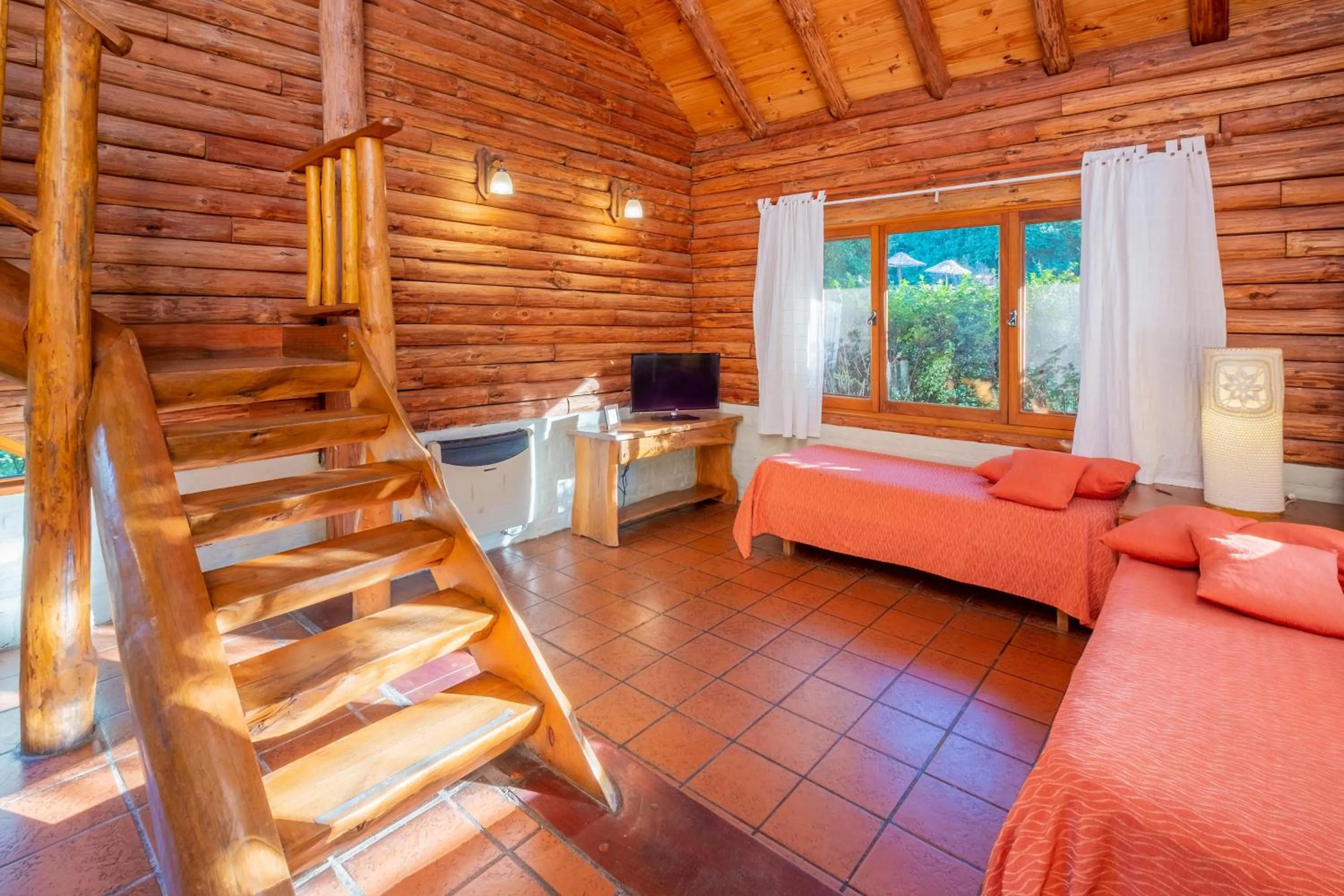 Living room, Bed in Grenouille