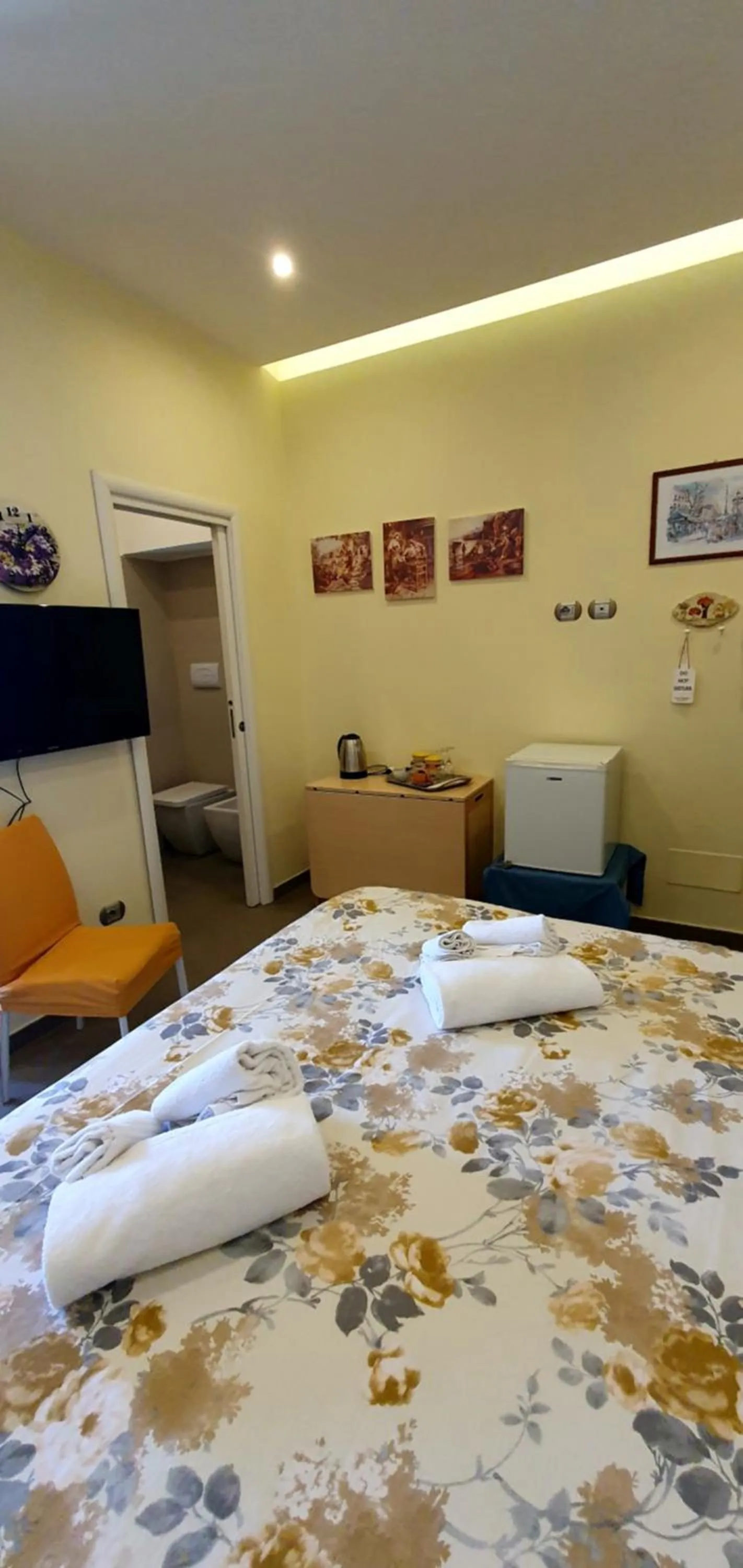 Photo of the whole room, Bed in Casa Aristide