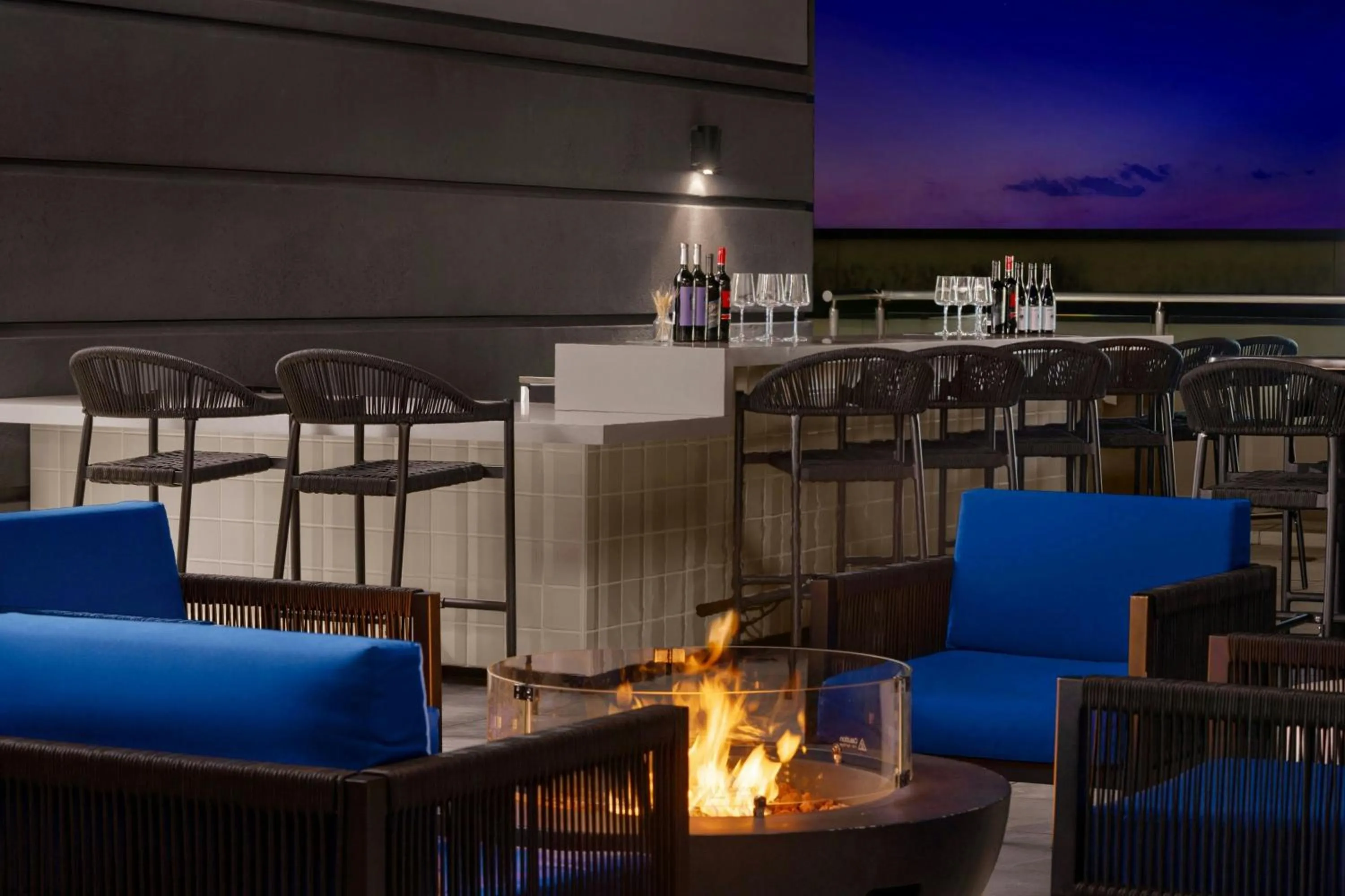 Lounge or bar in AC Hotel by Marriott Raleigh North Hills