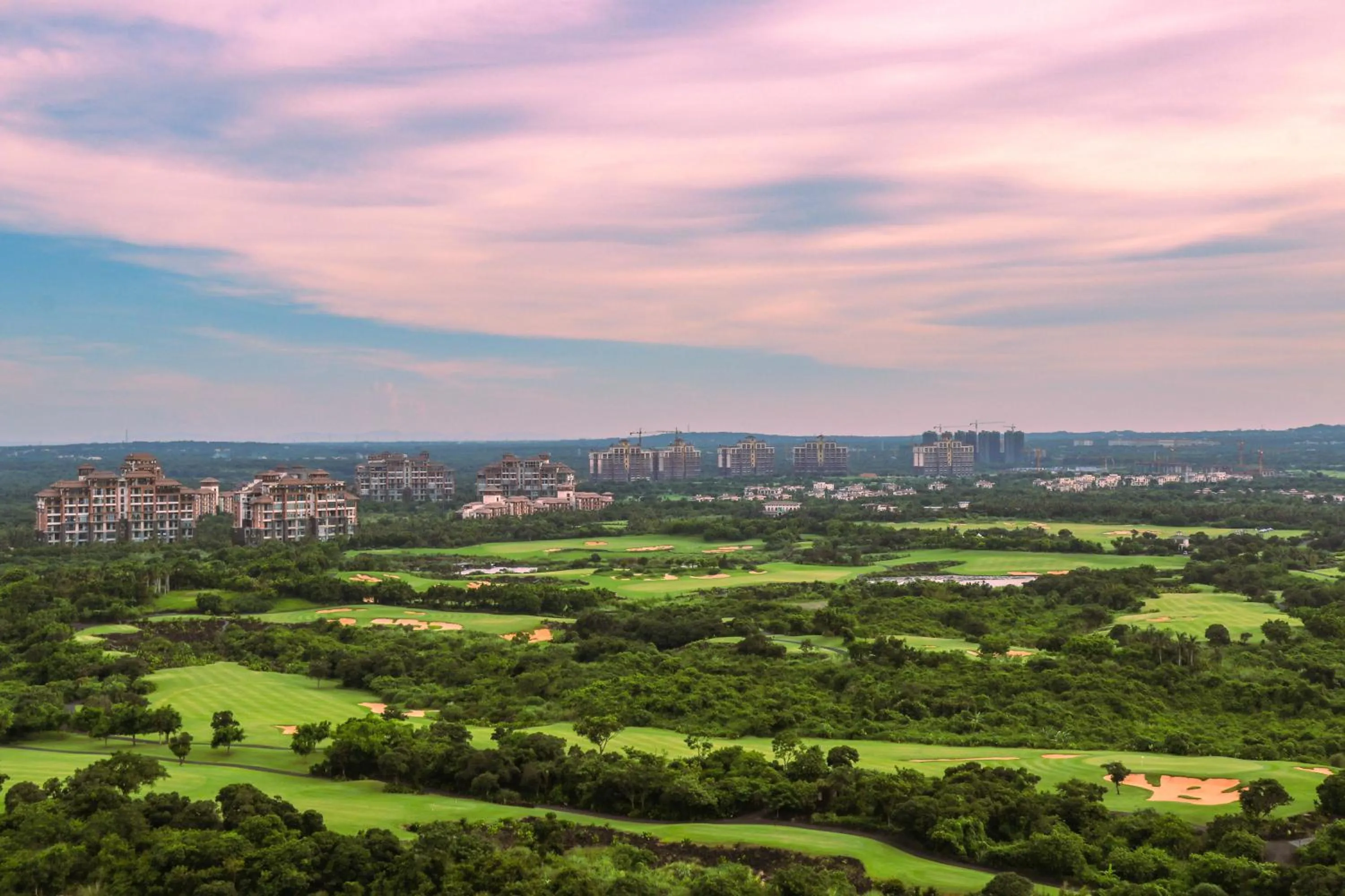 Golfcourse in The Ritz-Carlton, Haikou