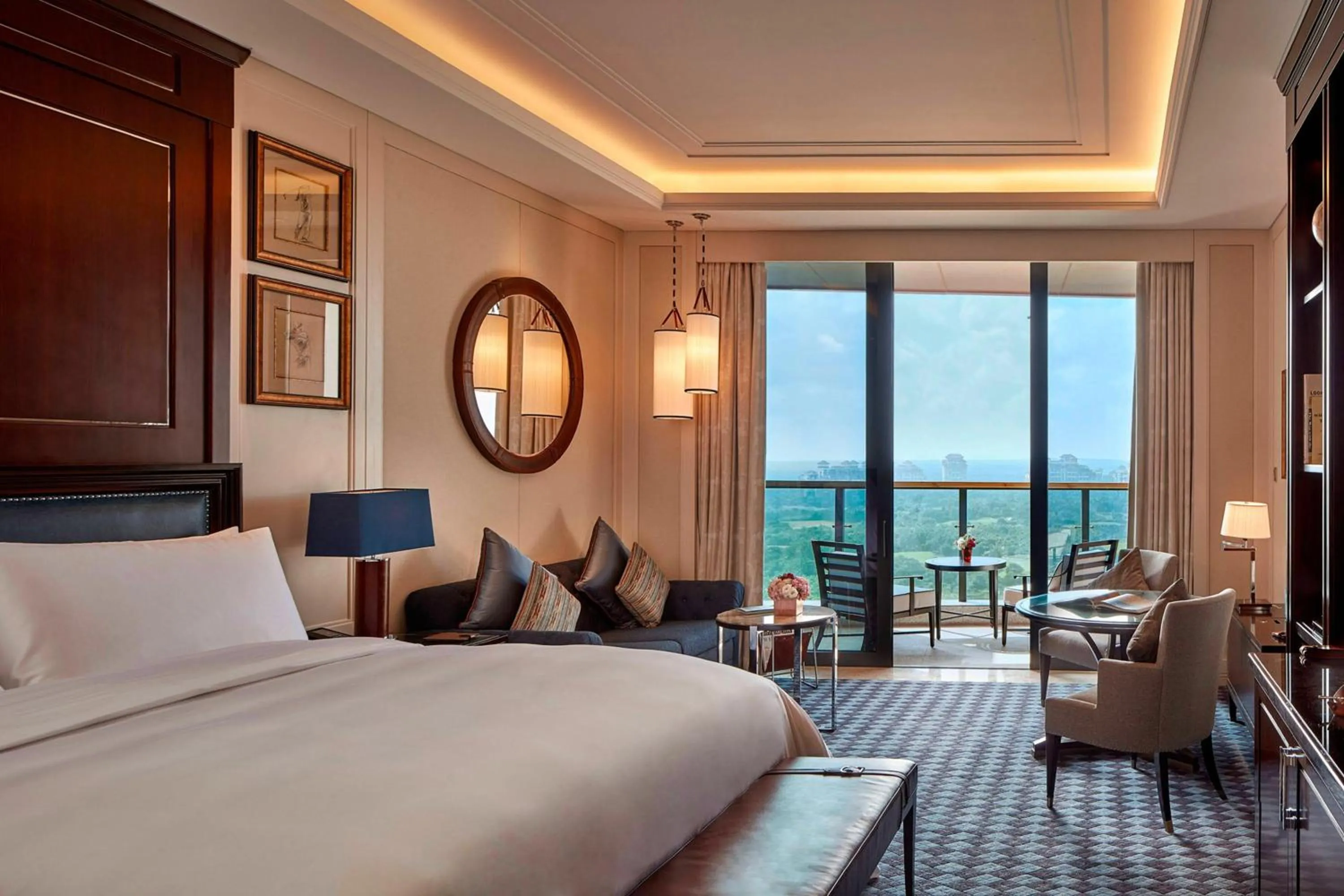 Photo of the whole room, Bed in The Ritz-Carlton, Haikou