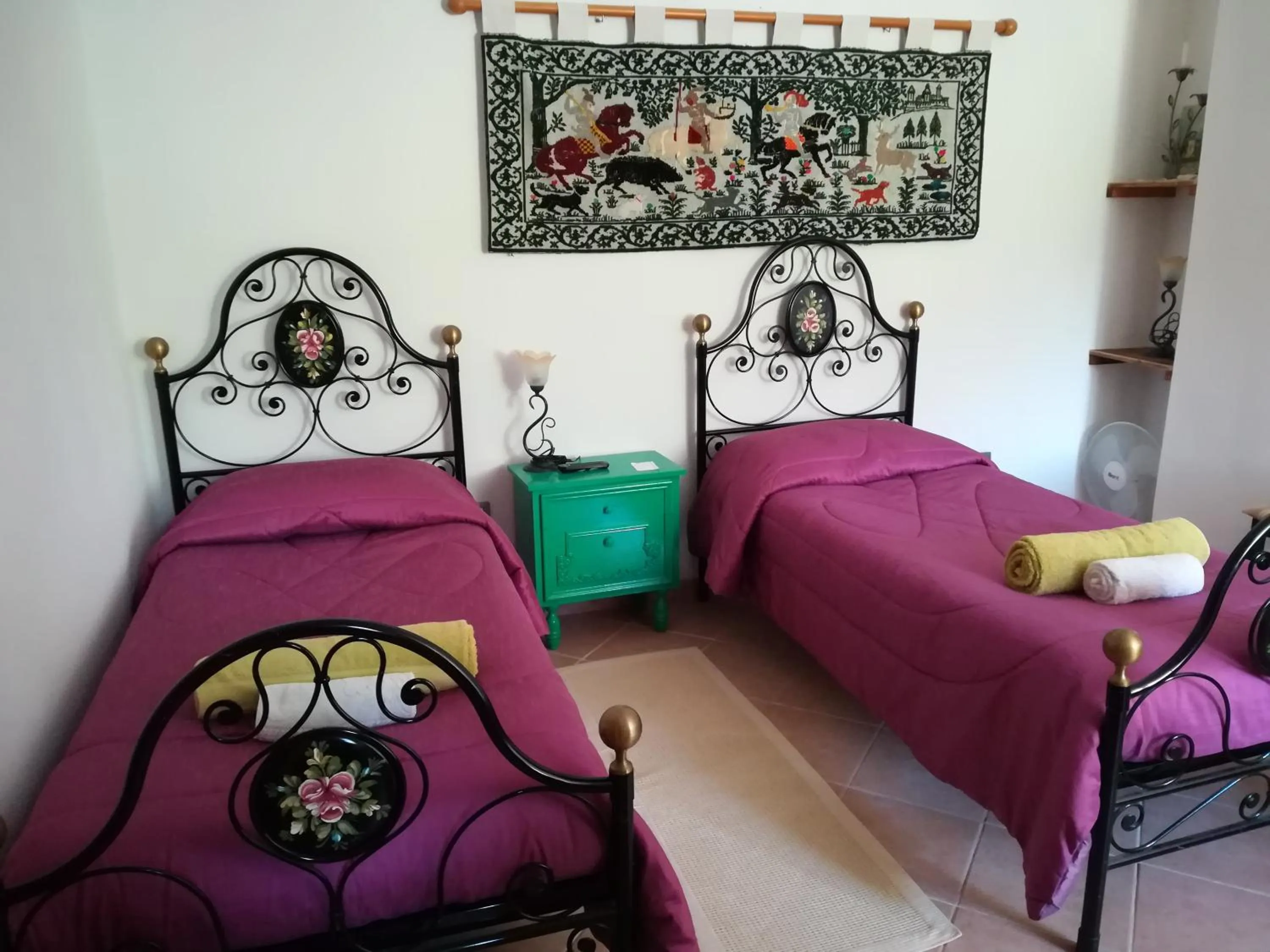 Bed in bed and coffee Sas Damas