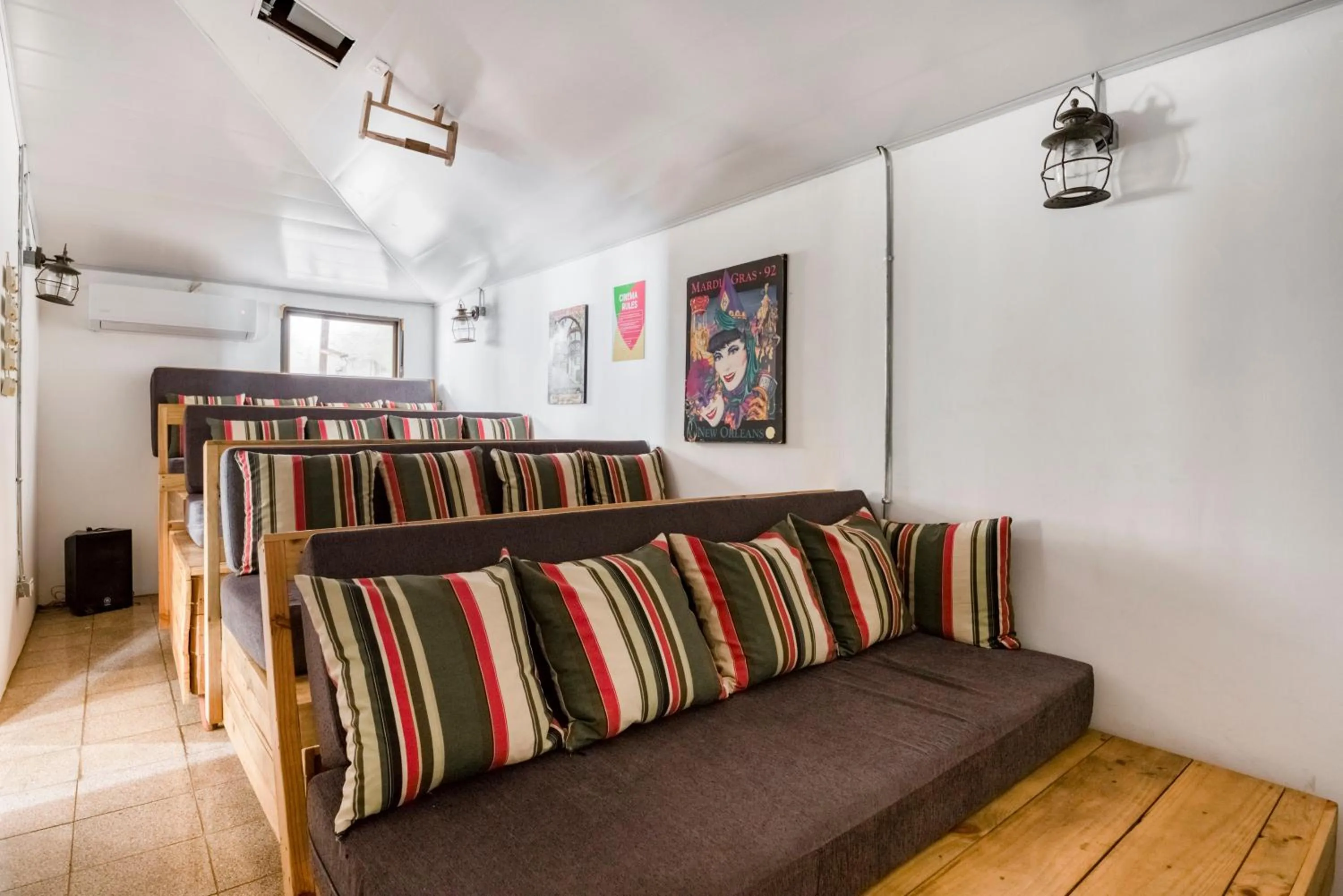 Entertainment in Selina Tamarindo