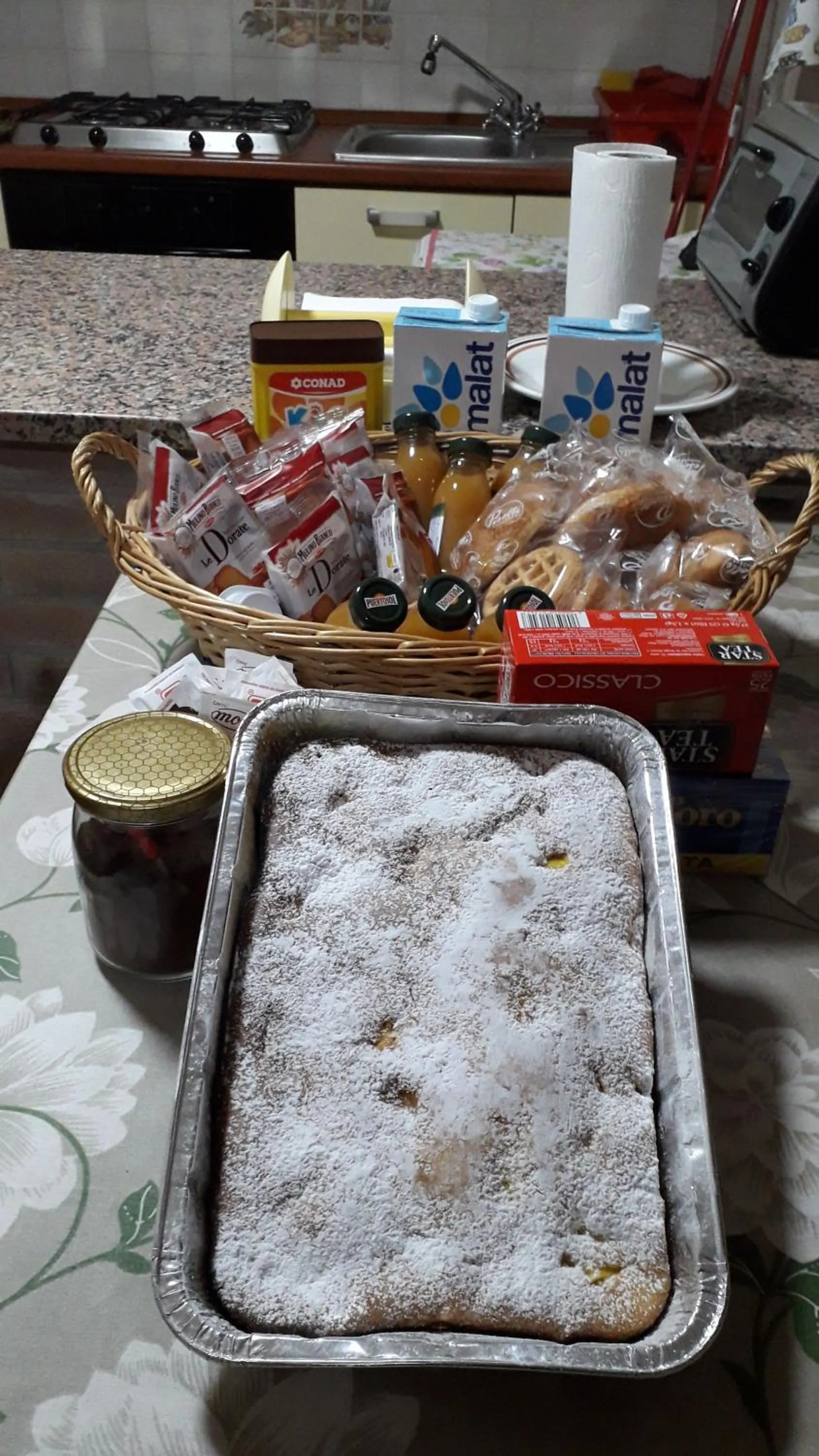 Italian breakfast in Casa Lieta