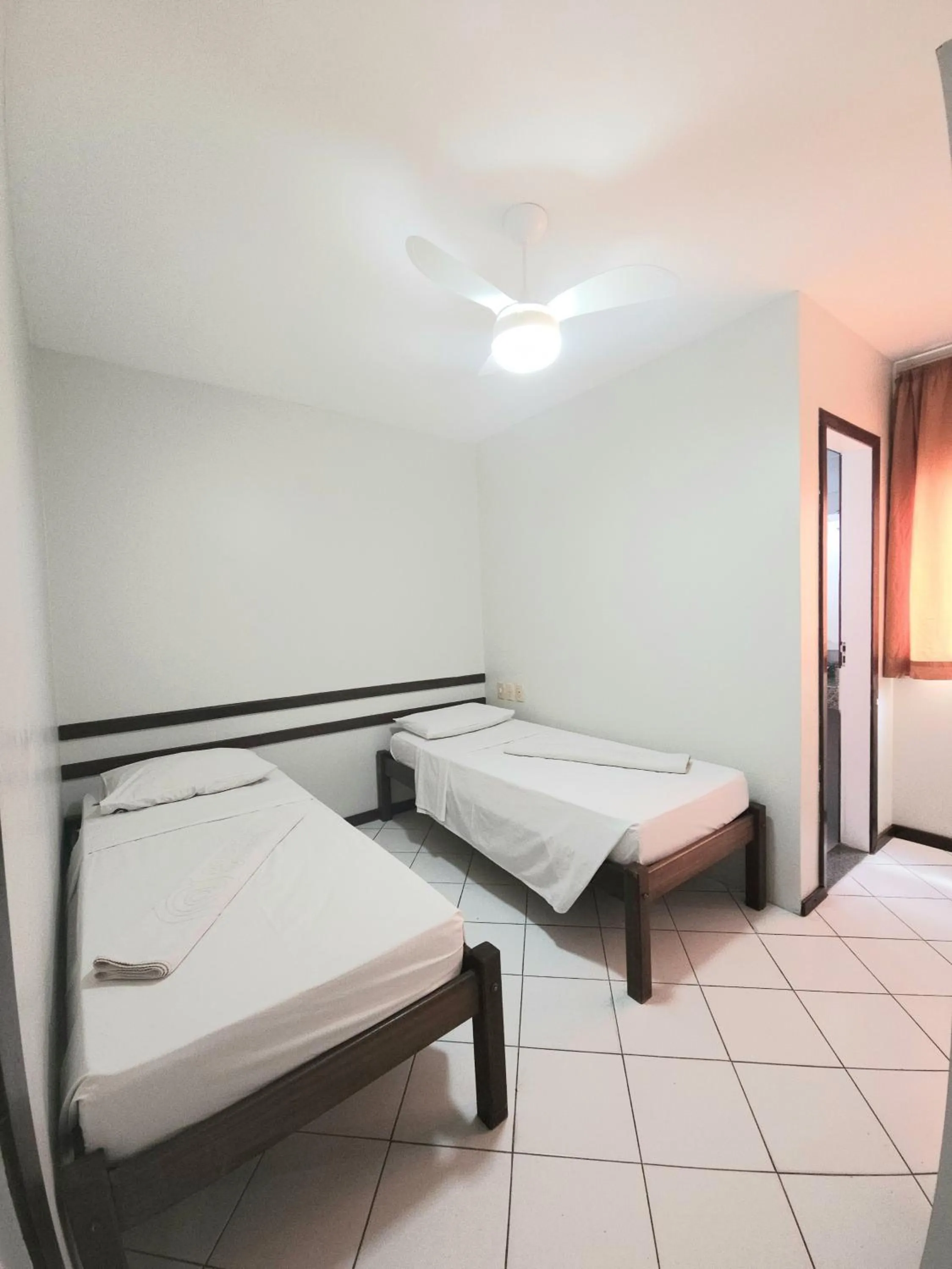 Bedroom, Bed in Pousada Central