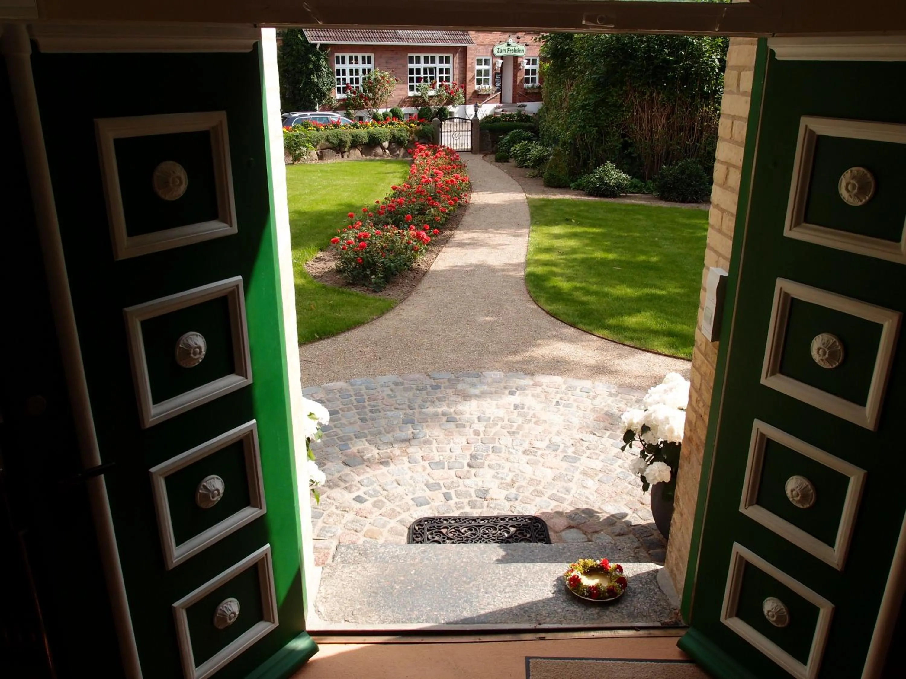 Garden view in Hof Brooks