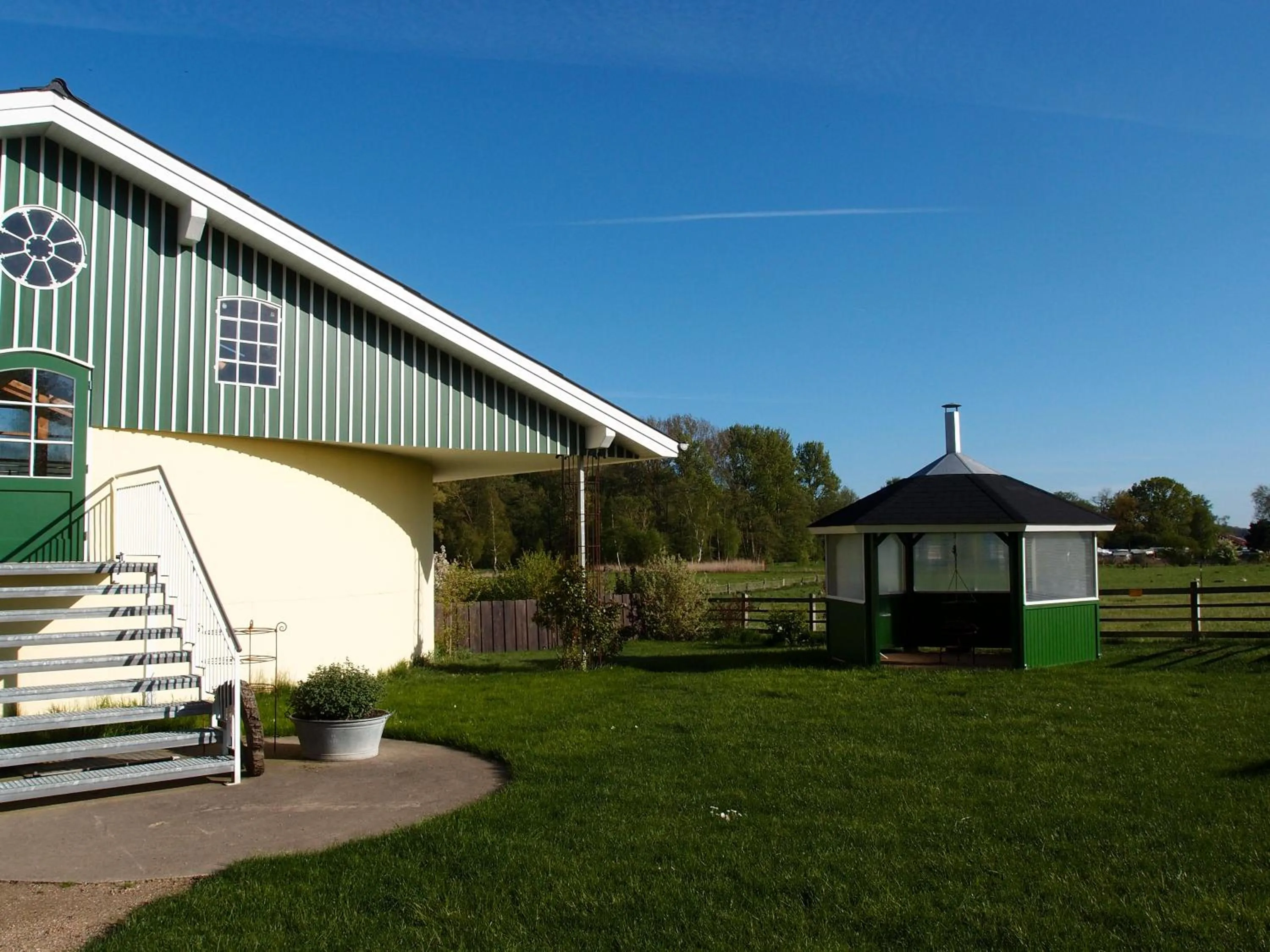 BBQ facilities in Hof Brooks