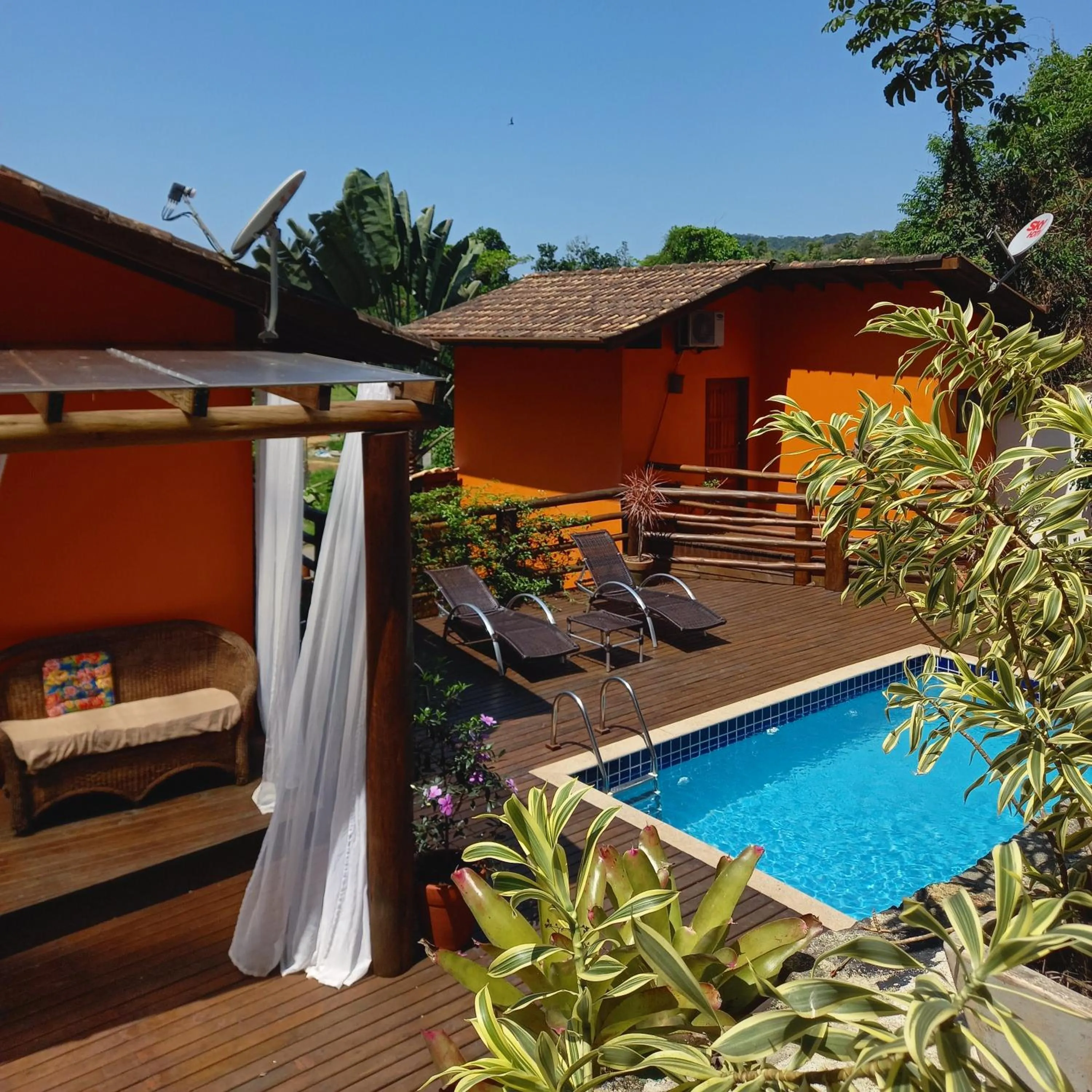 Pool view in Pousada Parque da Mata