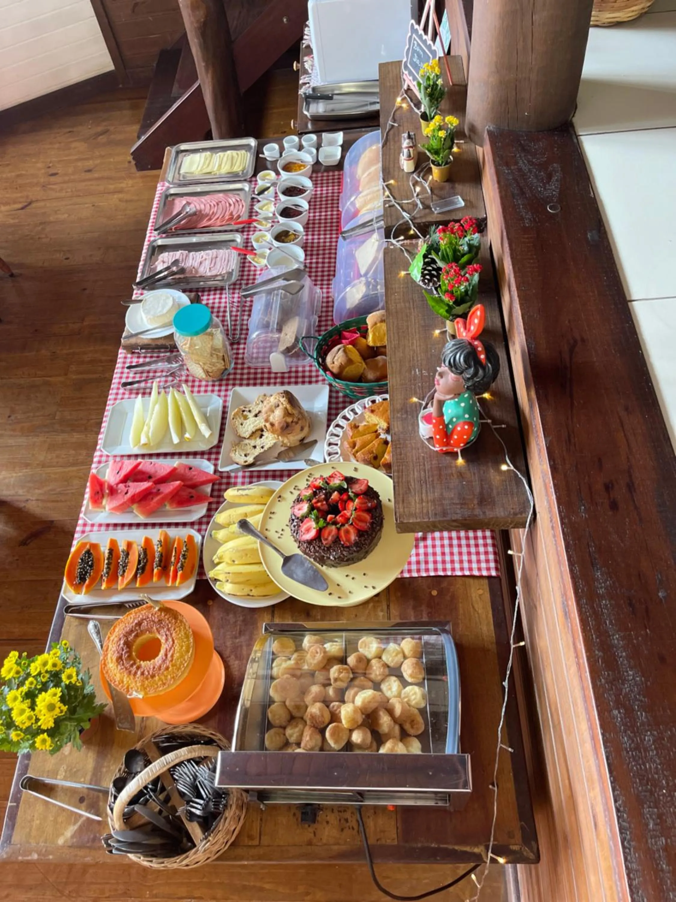 Food and drinks in Pousada Parque da Mata