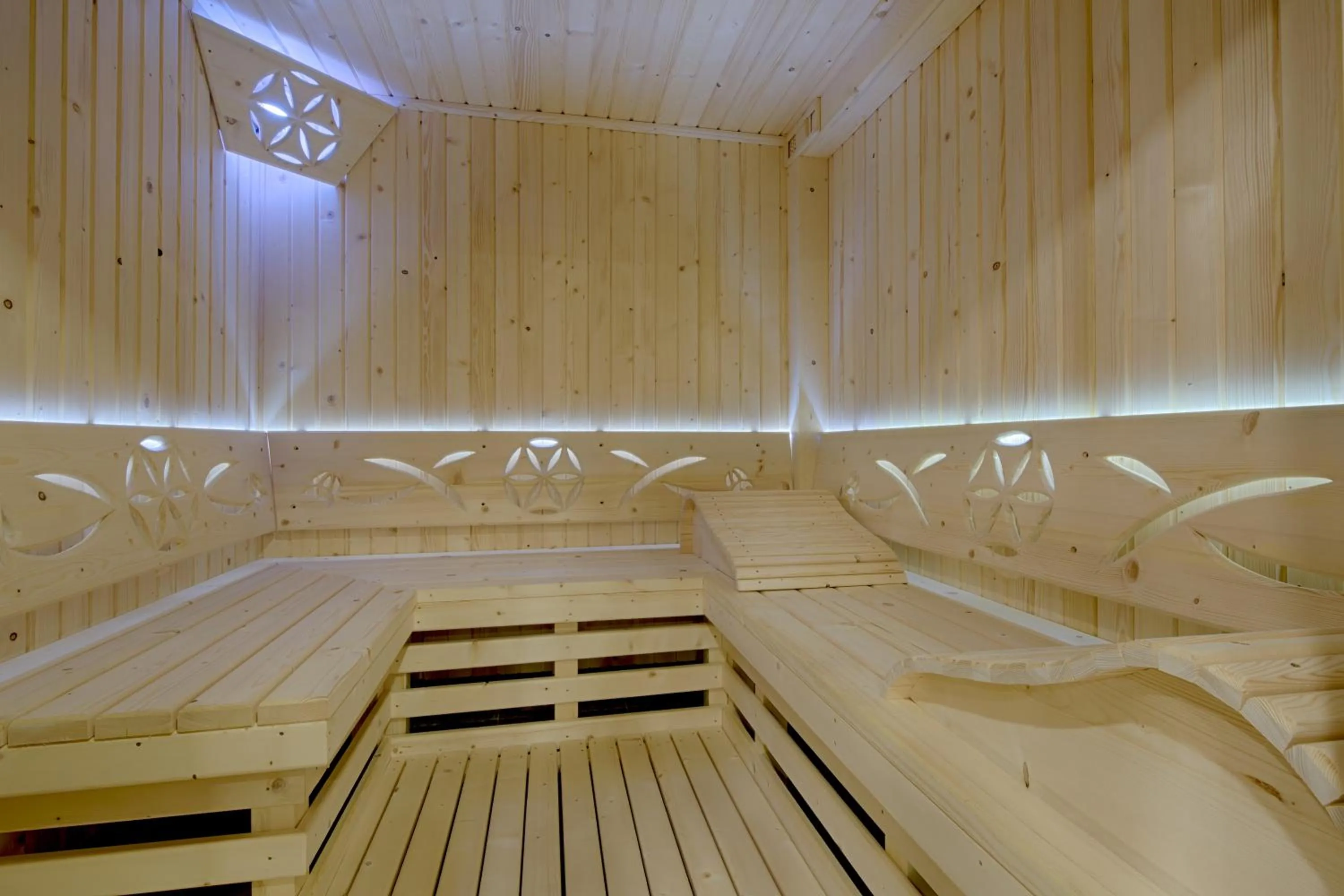 Sauna in Gordonówka Residence & SPA- sauna i jacuzzi-przeżyj niezapomniany pobyt